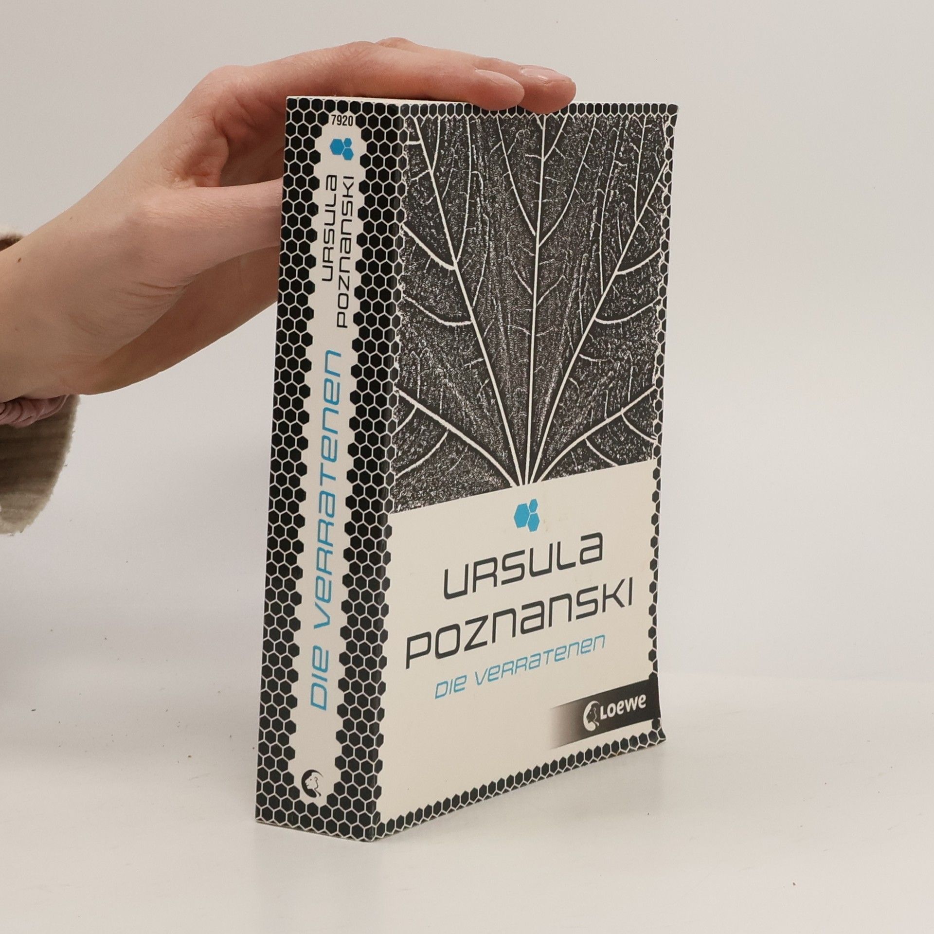 Ursula Poznanski Die Verratenen