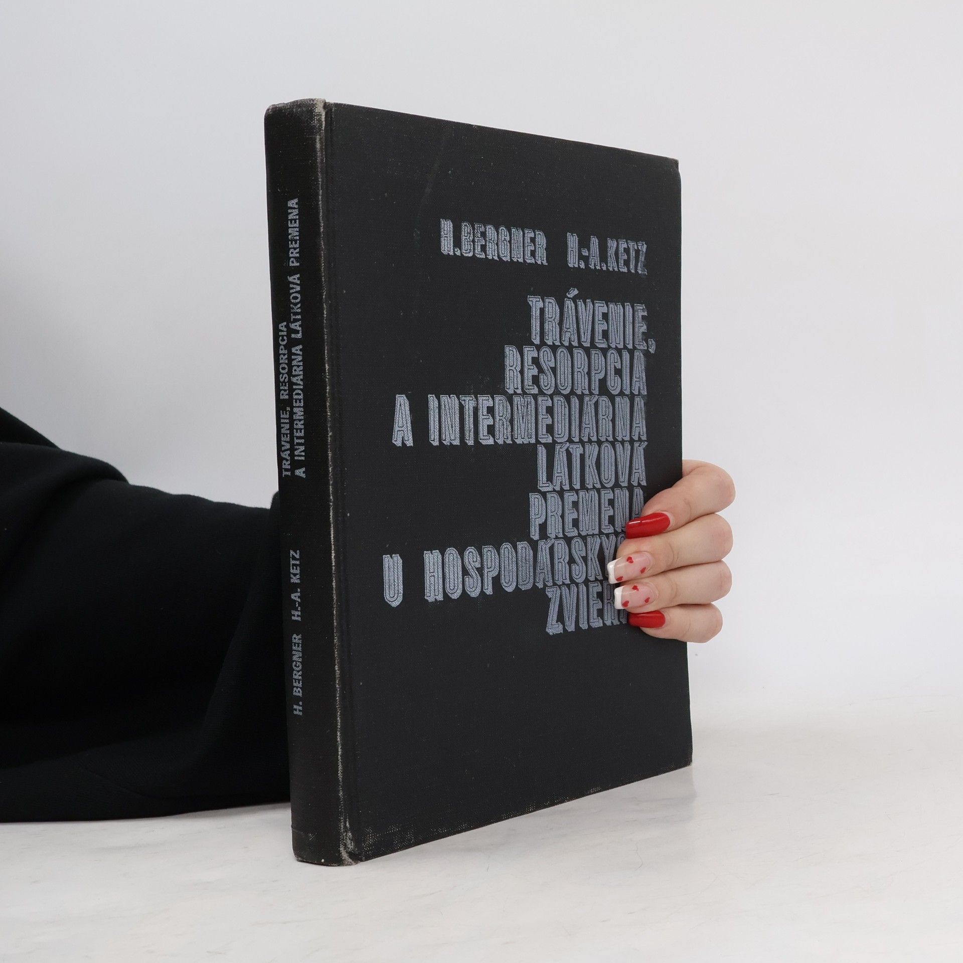 Trávenie, resorpcia a intermediárna látková premena u hospodárskych zvierat