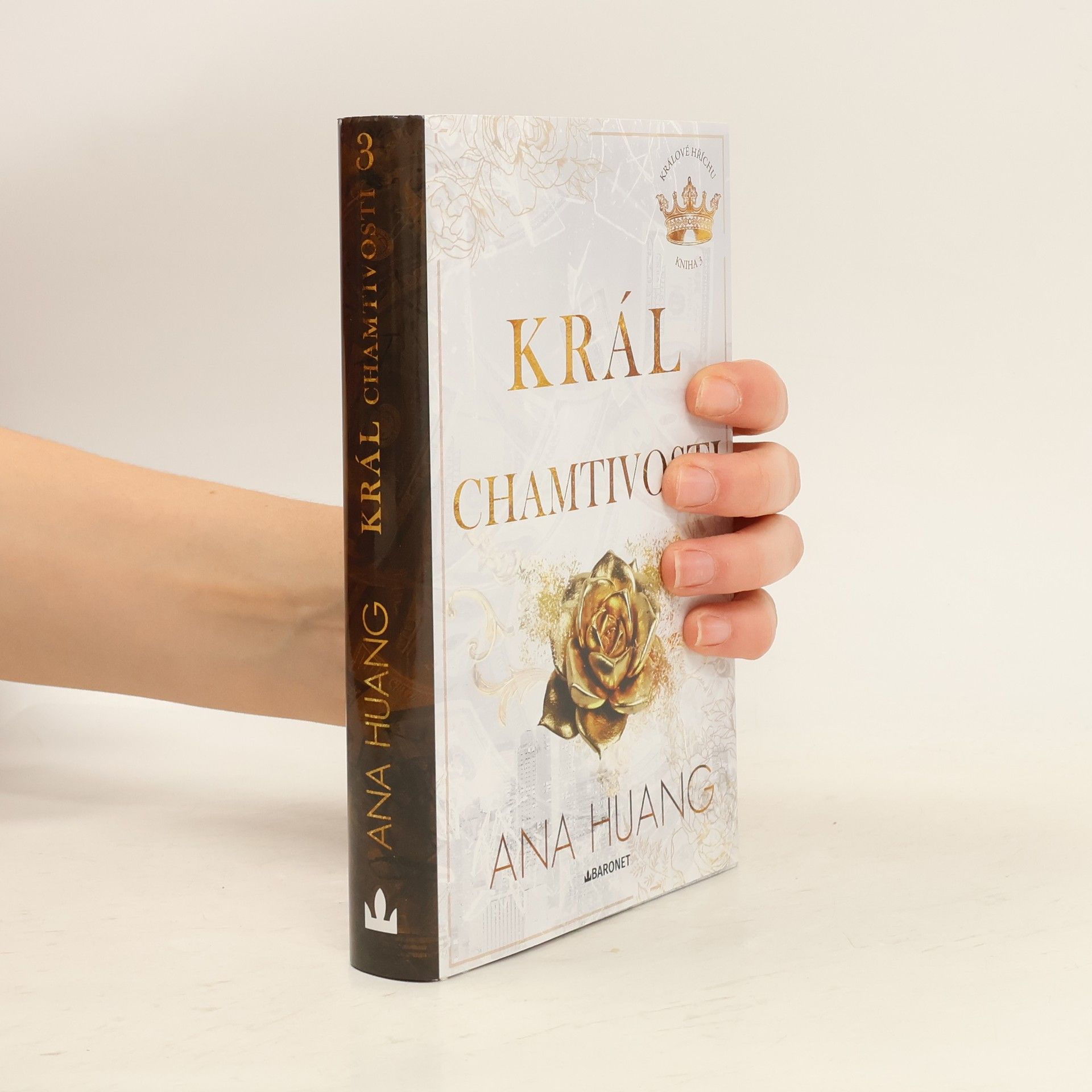 Ana Huang Král chamtivosti