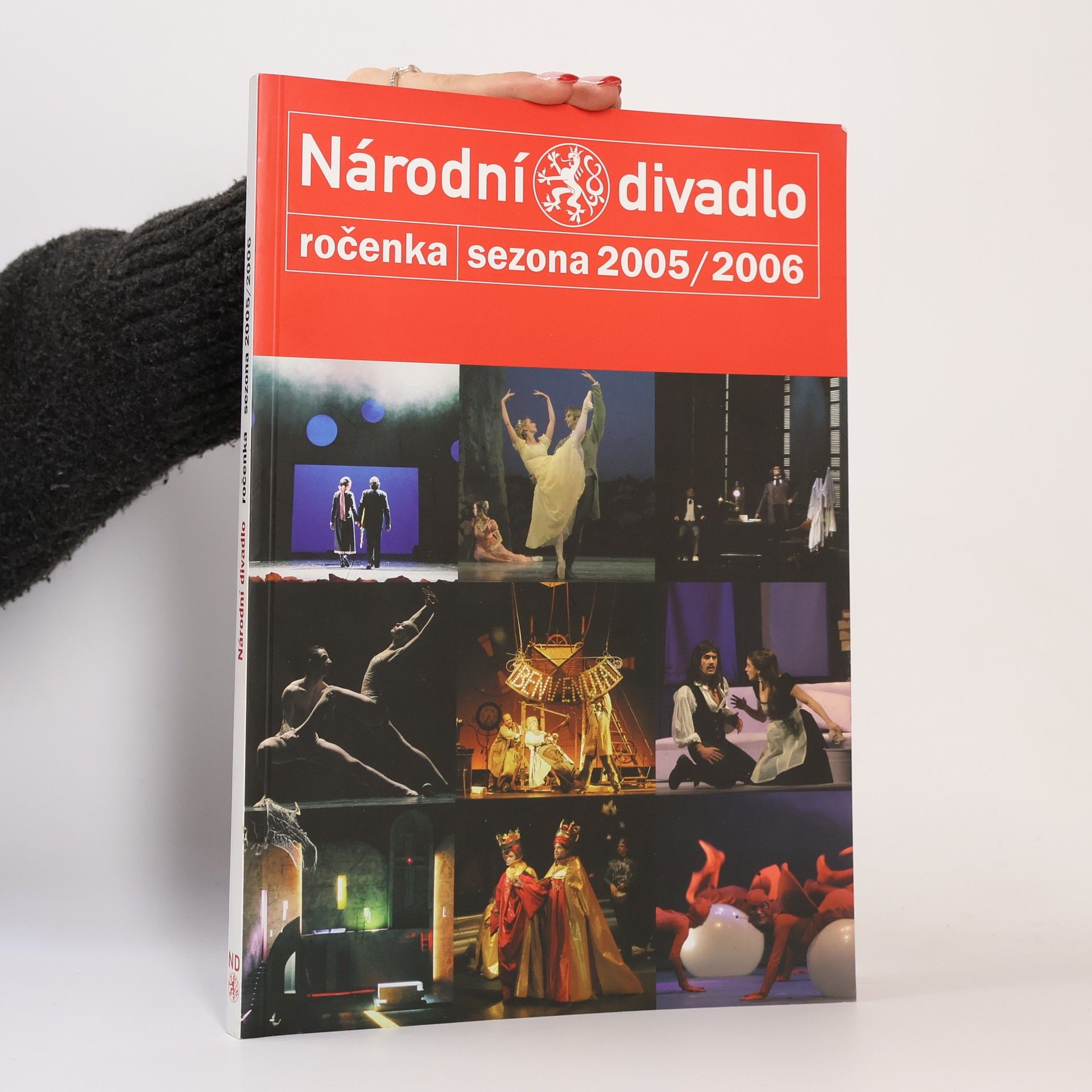 Autorenkollektiv Národní divadlo - ročenka : opera, činohra, balet. sezona 2005-2006