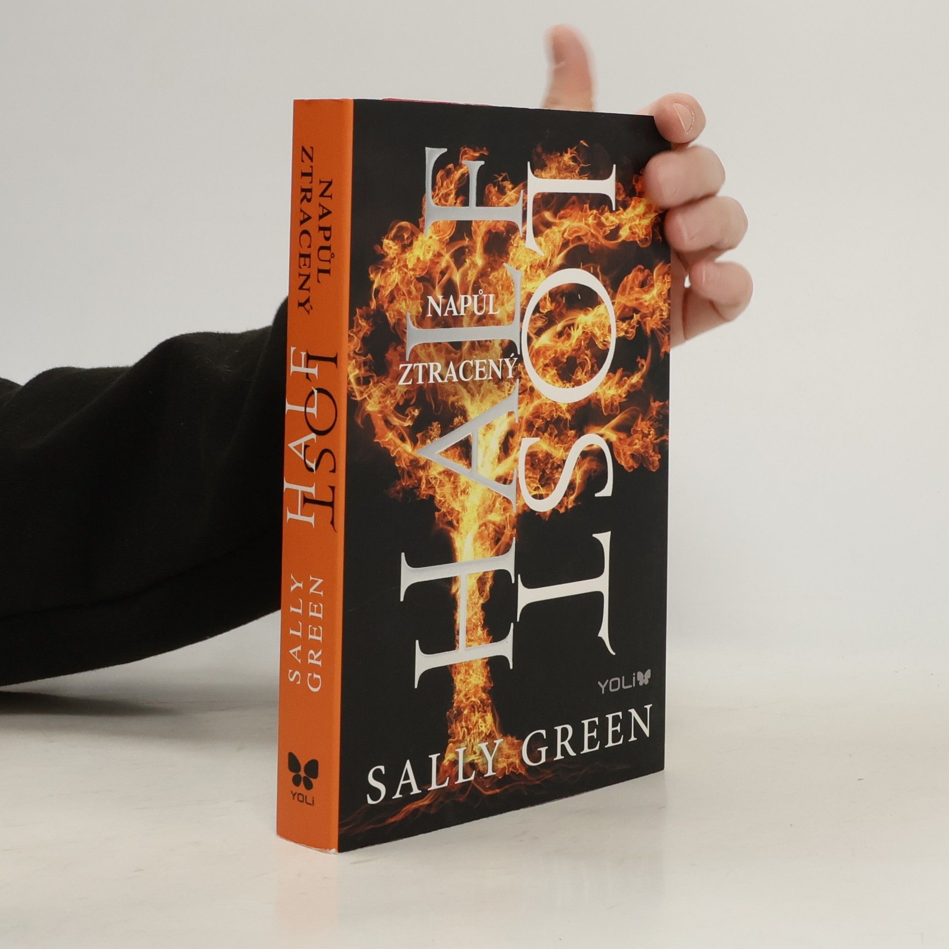 Sally Green Half lost = Napůl ztracený
