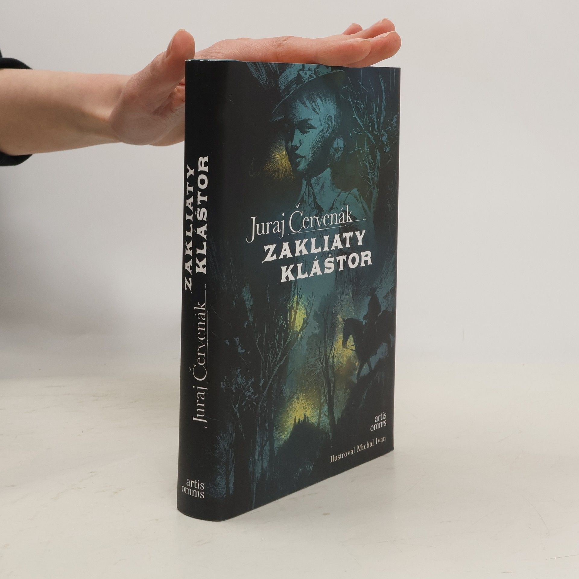 Zakliaty kláštor. Šarkanove poklady