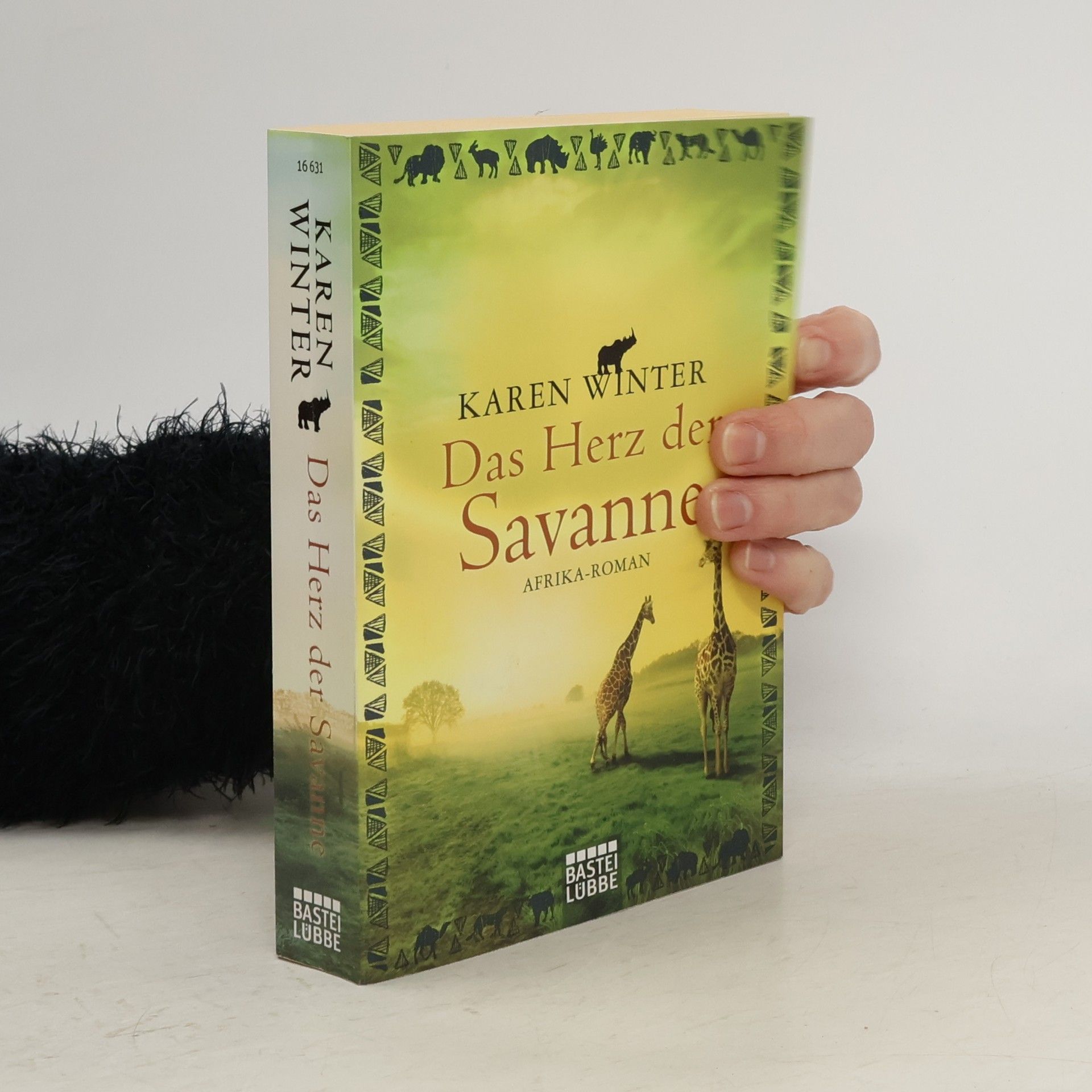 Karen Winter Das Herz der Savanne : Afrika-Roman