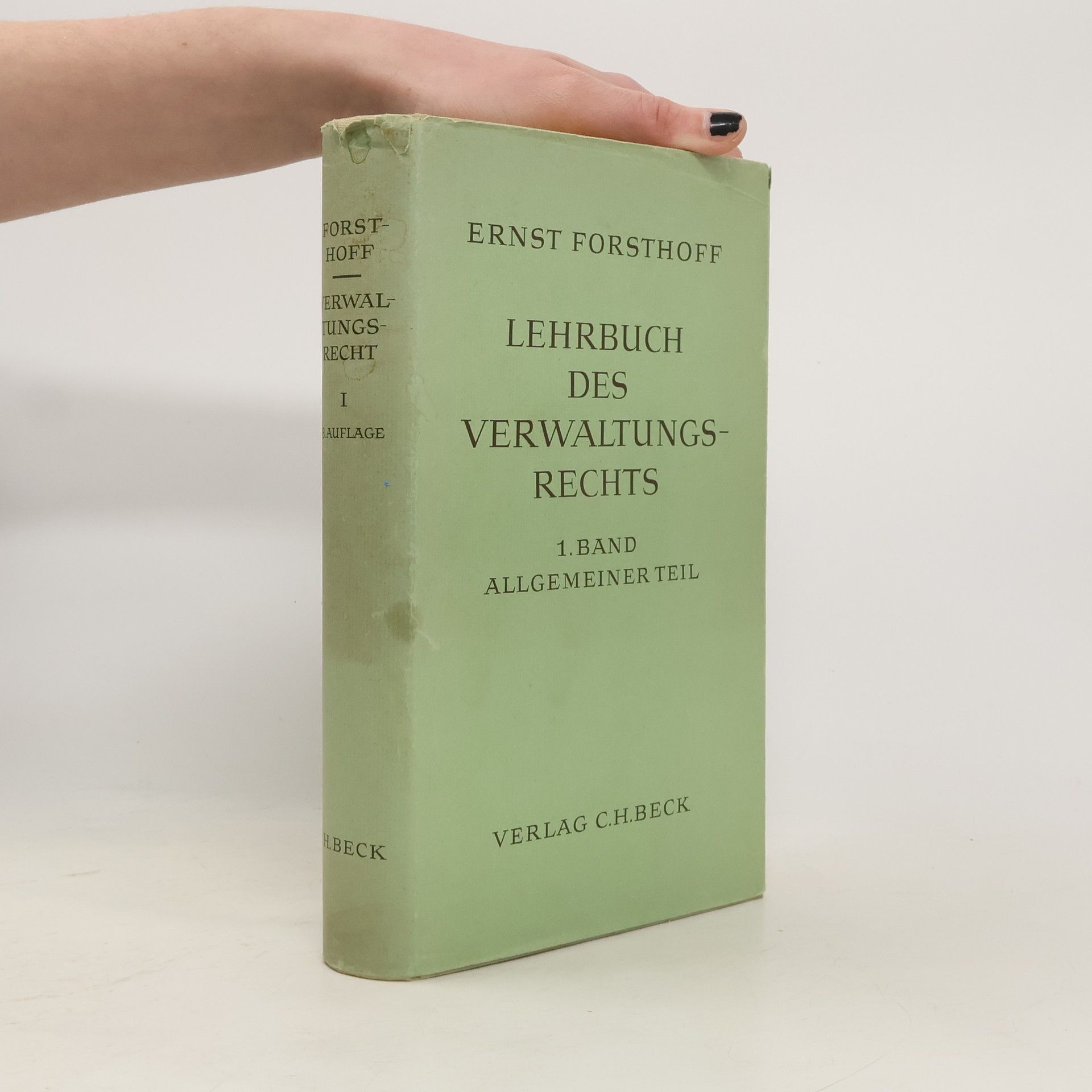 Lehrbuch des Verwaltungsrechts 1