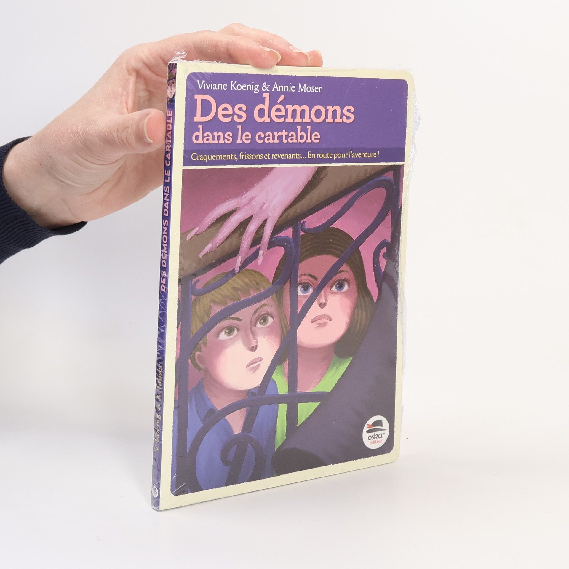 Viviane Koenig Des démons dans le cartable