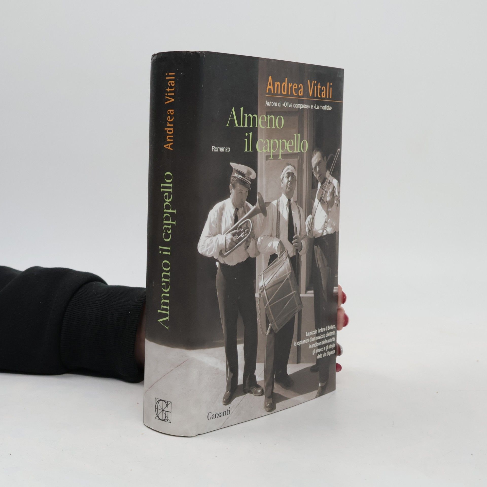 Andrea Vitali Almeno il cappello