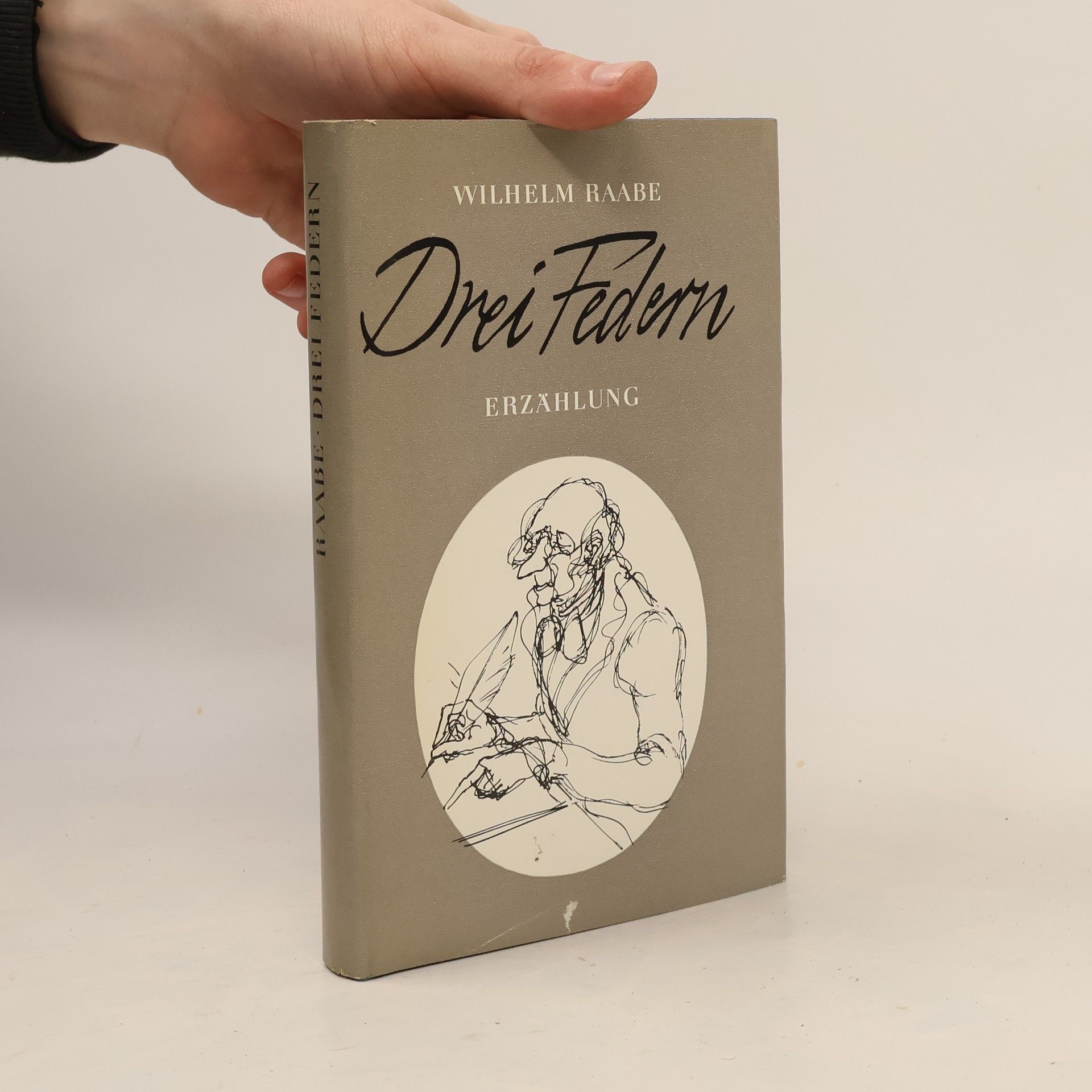 Drei Federn
