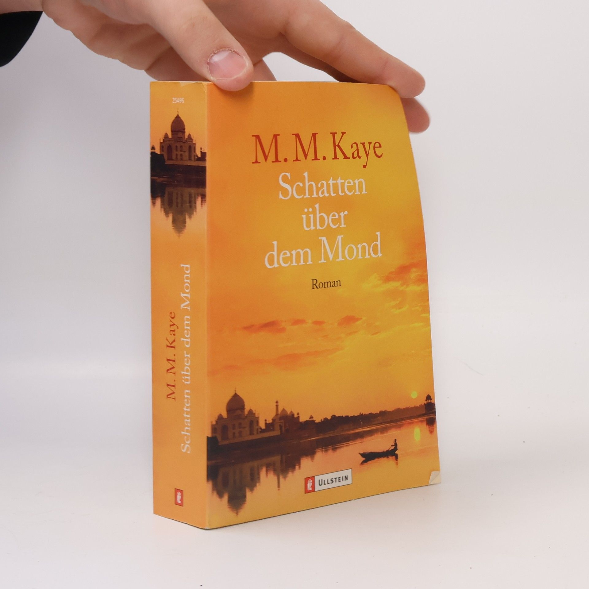 M. M. Kaye Schatten über dem Mond. Roman. Aus d. Engl. v. Ilka Paradies