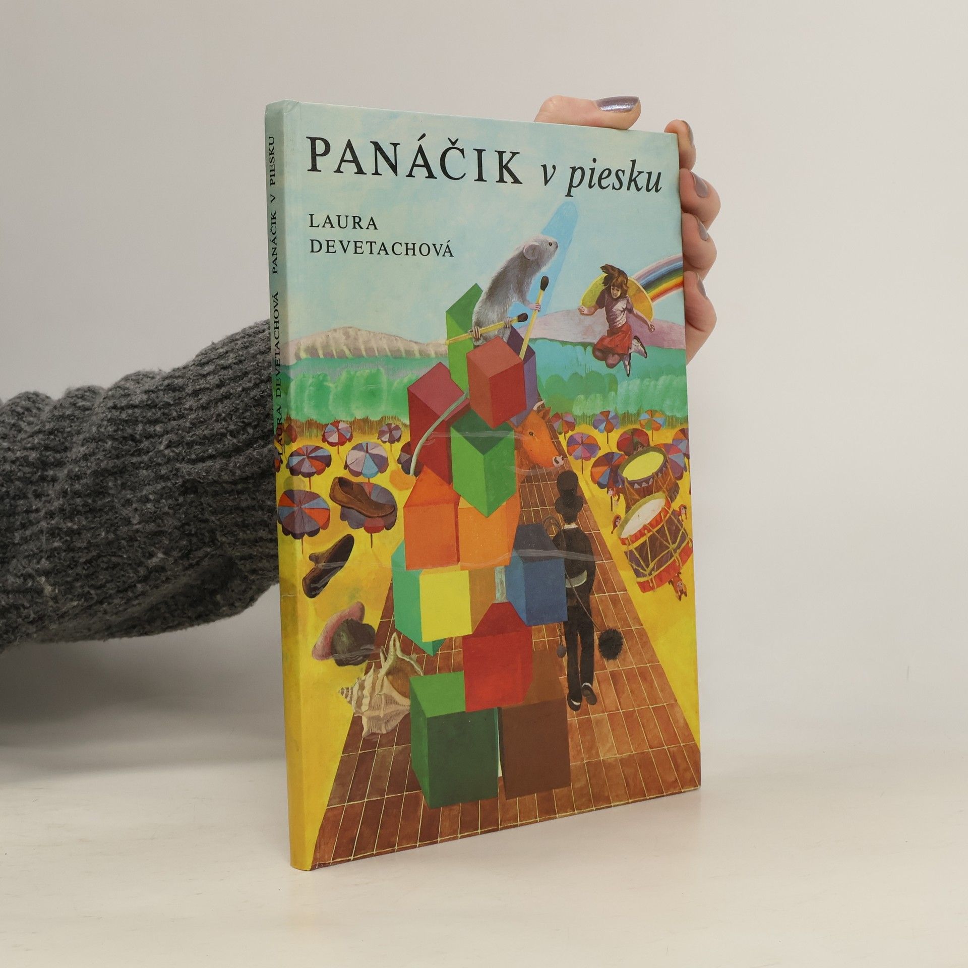 Laura Devetachová Panáčik v piesku