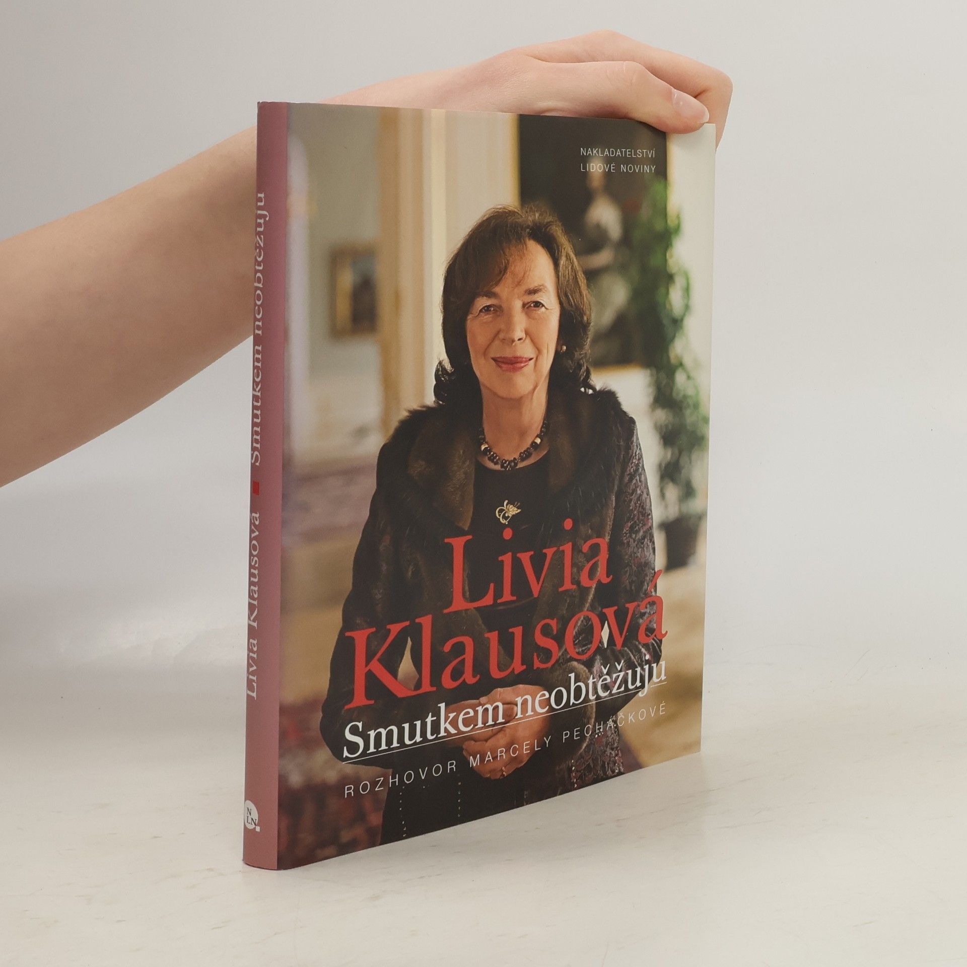 Marcela Pecháčková Smutkem neobtěžuju. Rozhovor Marcely Pecháčkové