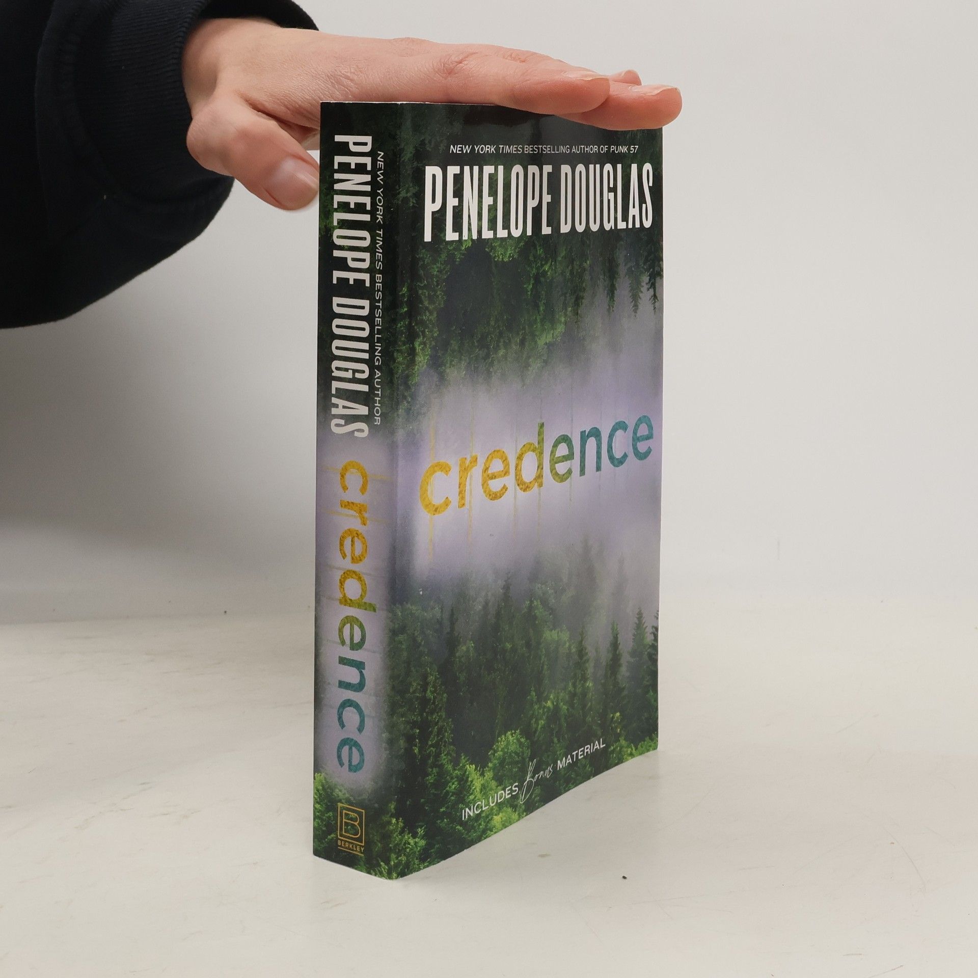 Penelope Douglas Credence