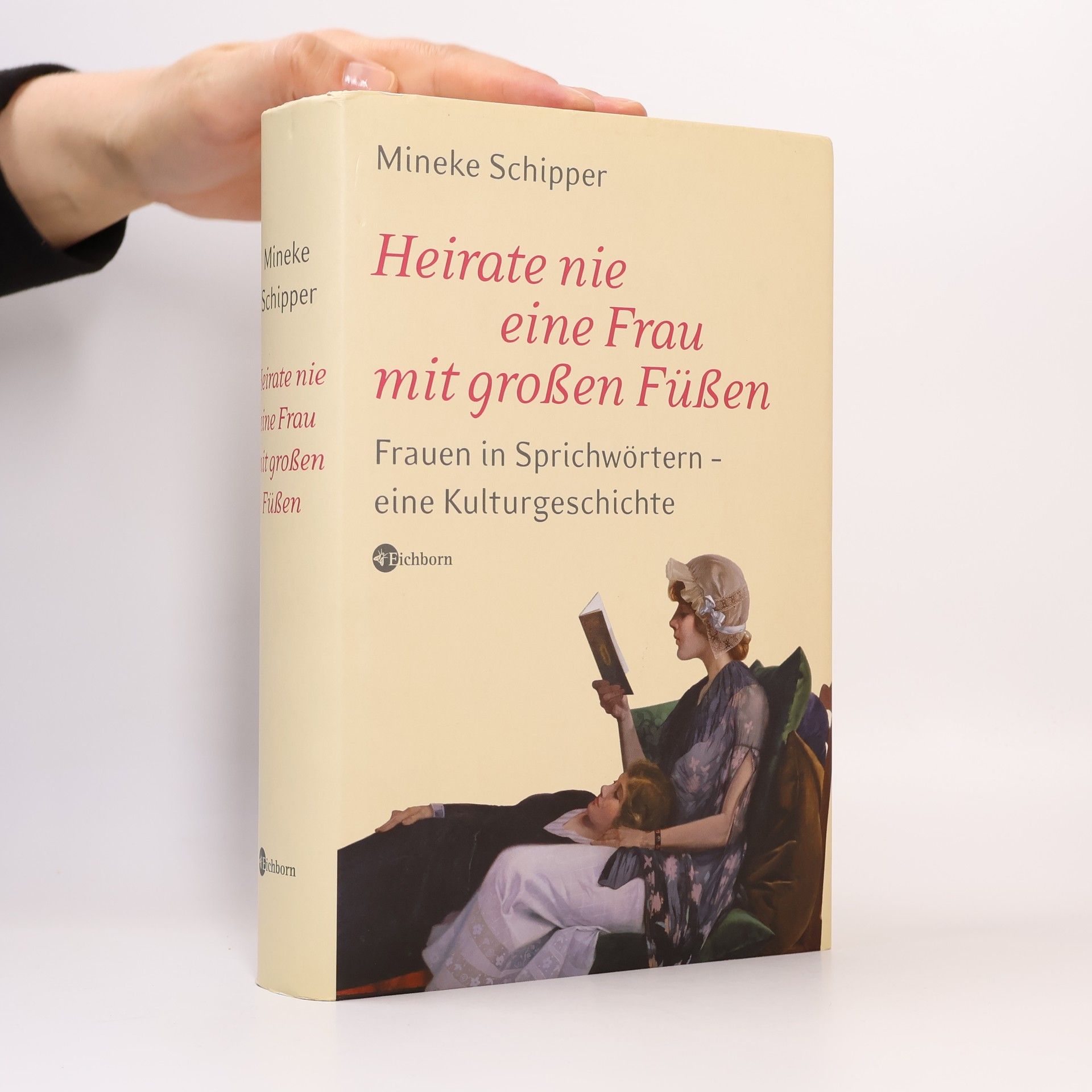 Mineke Schipper Heirate nie eine Frau mit großen Füßen