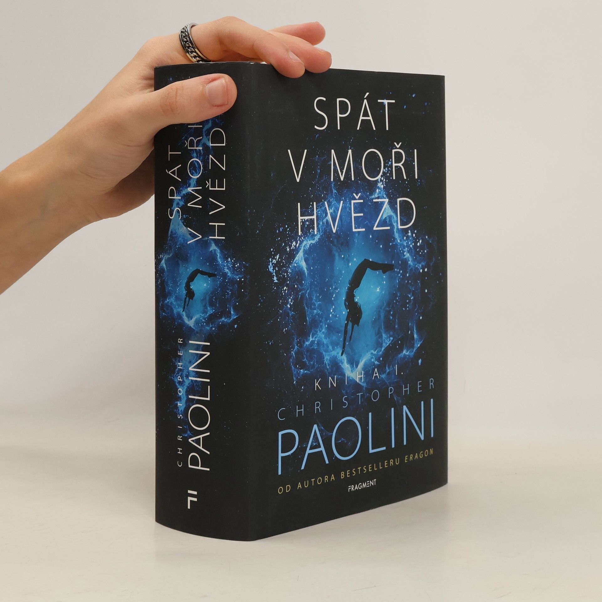 Christopher Paolini Spát v moři hvězd