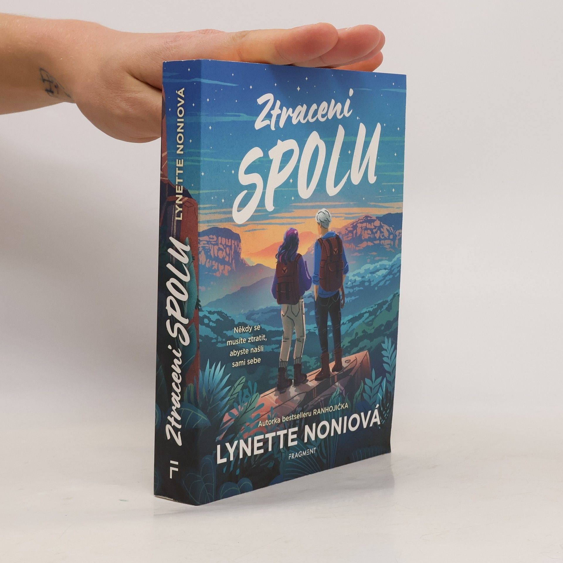 Lynette Noni Ztraceni spolu