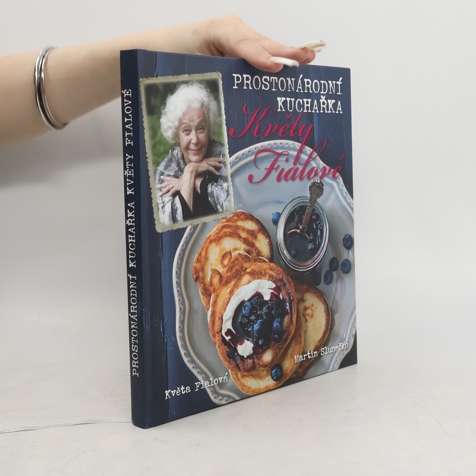 Květa Fialová Prostonárodní kuchařka Květy Fialové