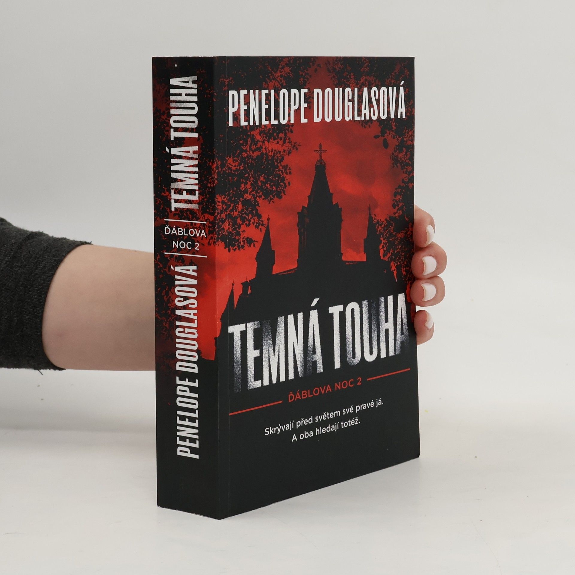 Penelope Douglas Temná touha