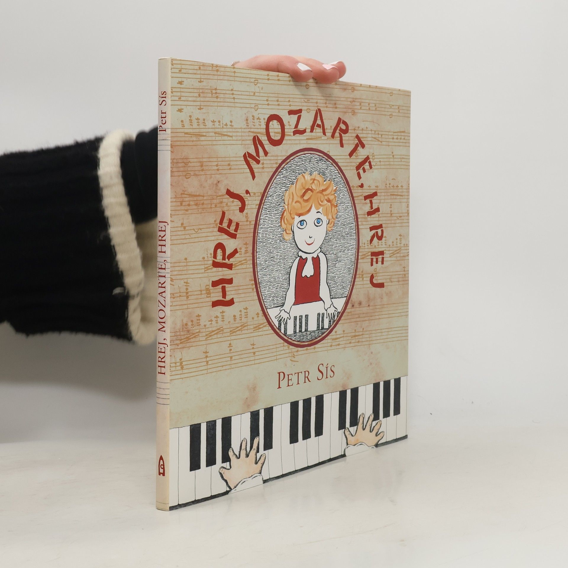 Peter Sís Hrej, Mozarte, hrej