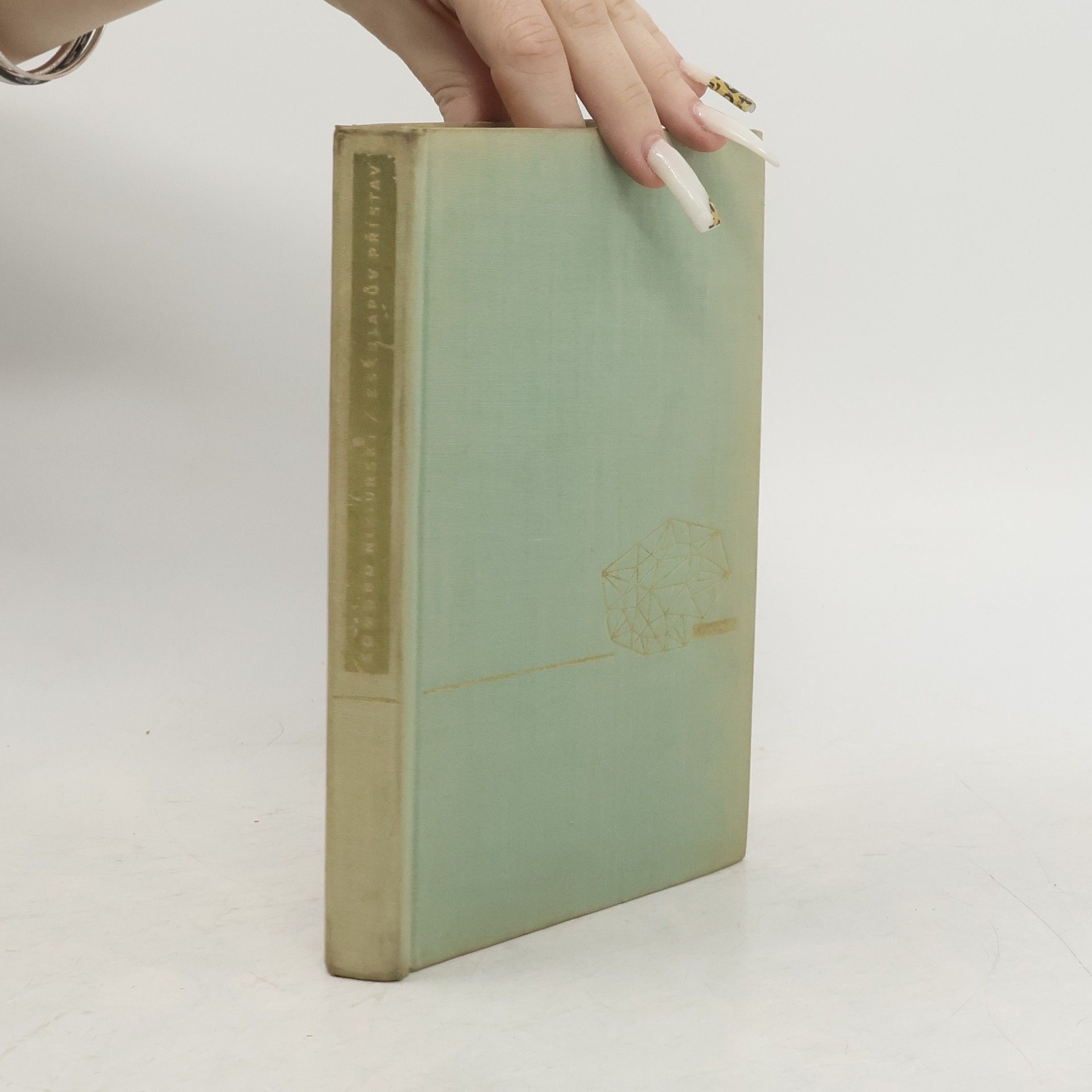 Edmund Niziurski Eskulapův přístav