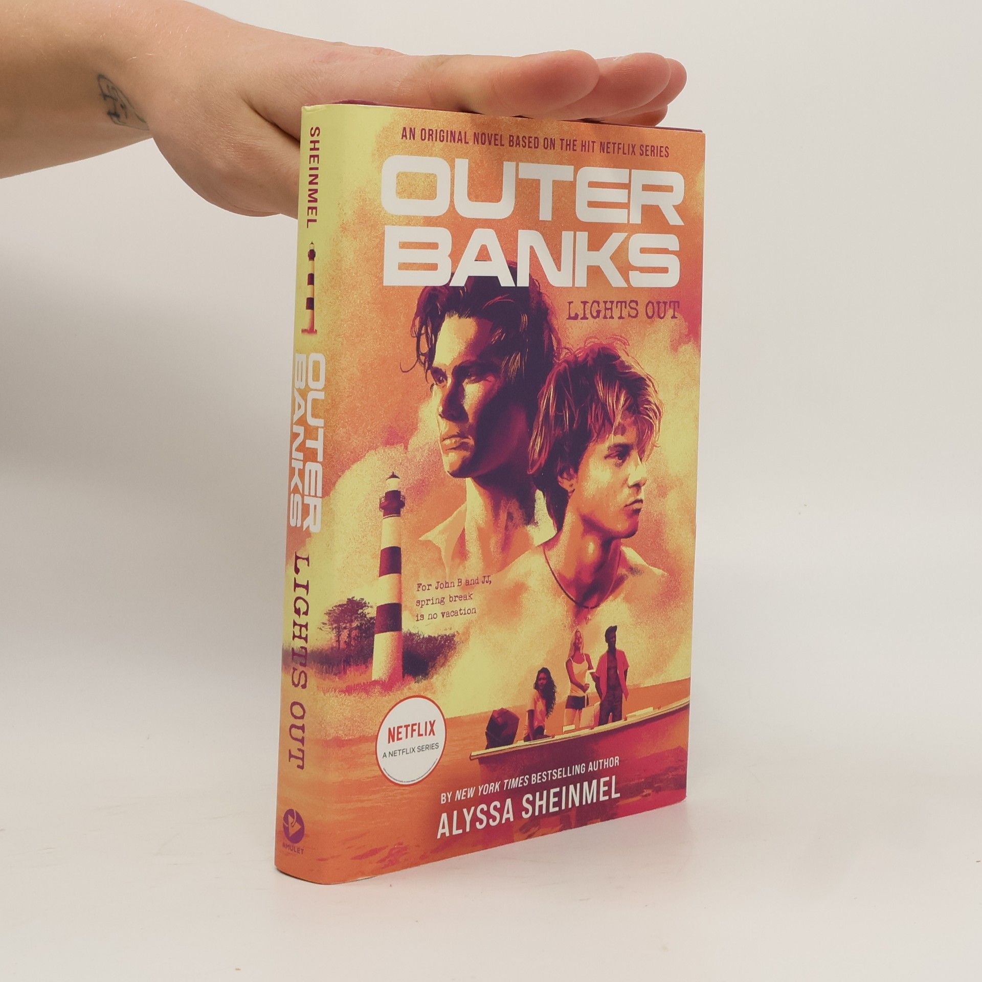 Outer Banks : lights out