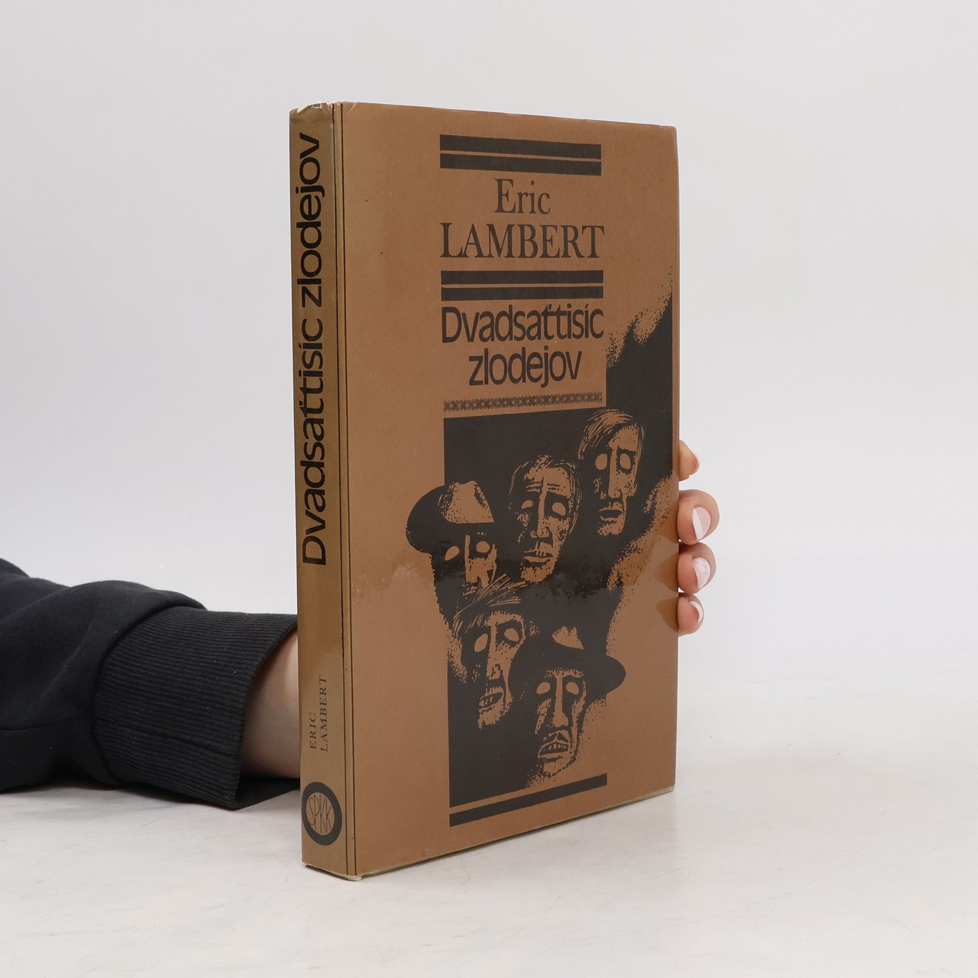 Dvadsaťtisíc zlodejov