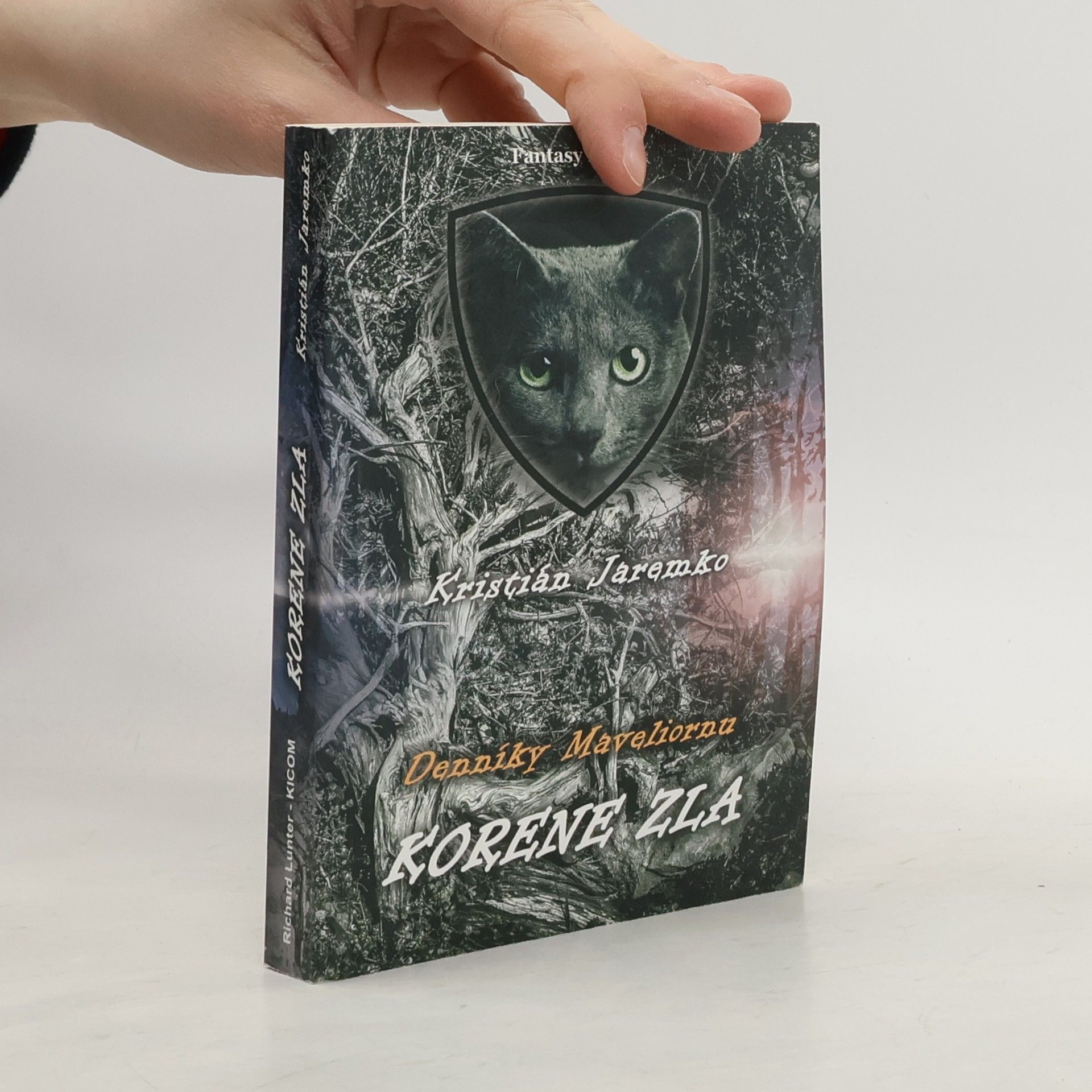 Kristián Jaremko Denníky Maveliornu: Korene zla