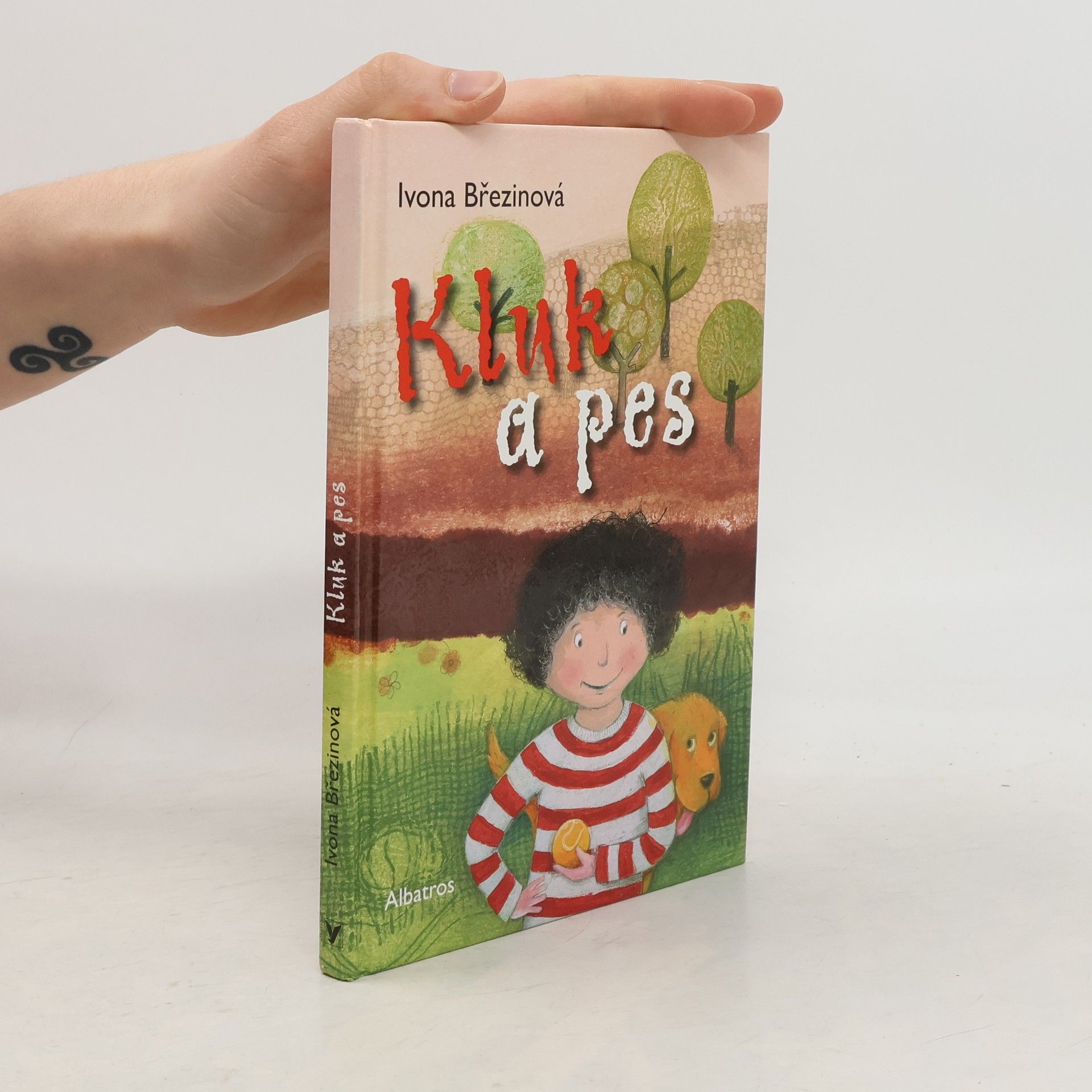 Ivona Březinová Kluk a pes