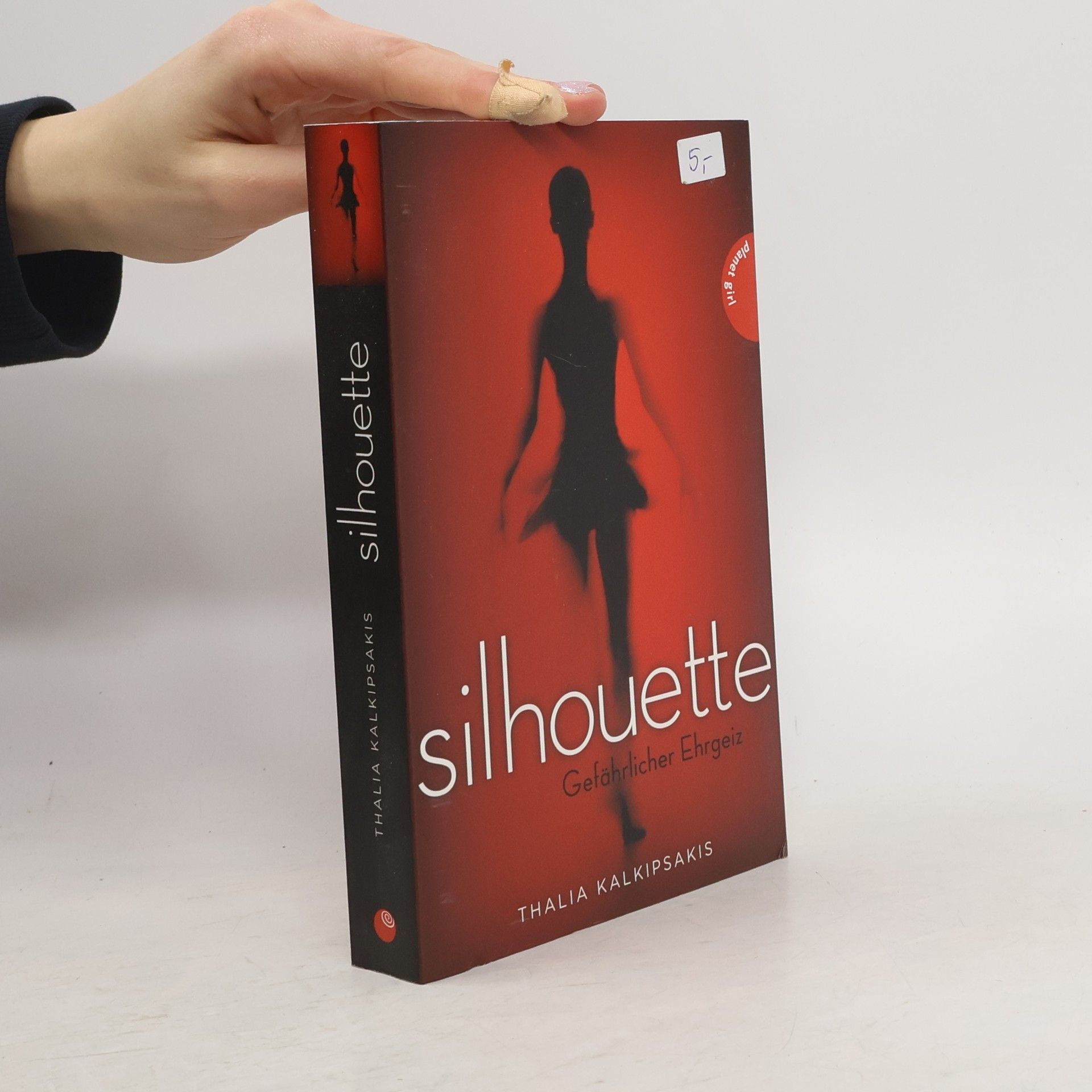 Thalia Kalkipsakis Silhouette