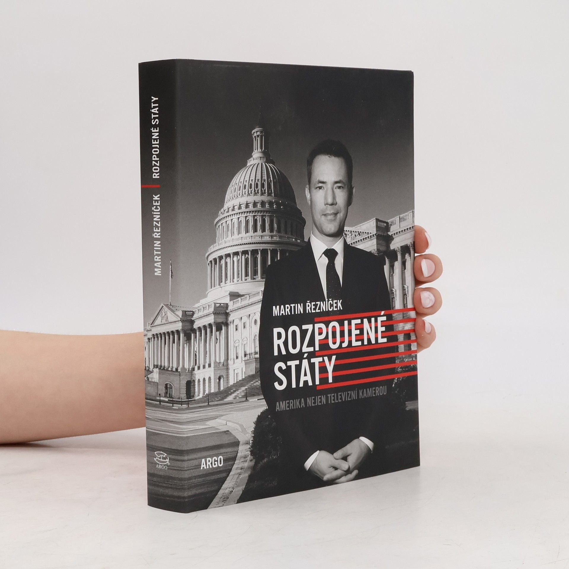 Martin Řezníček Rozpojené státy: Amerika nejen televizní kamerou