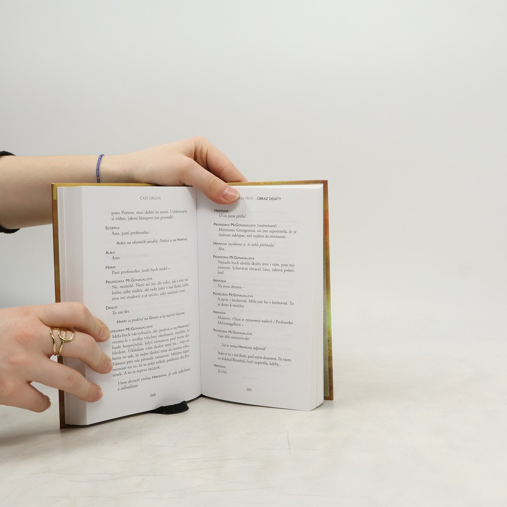 Jack Thorne Harry Potter a prokleté dítě