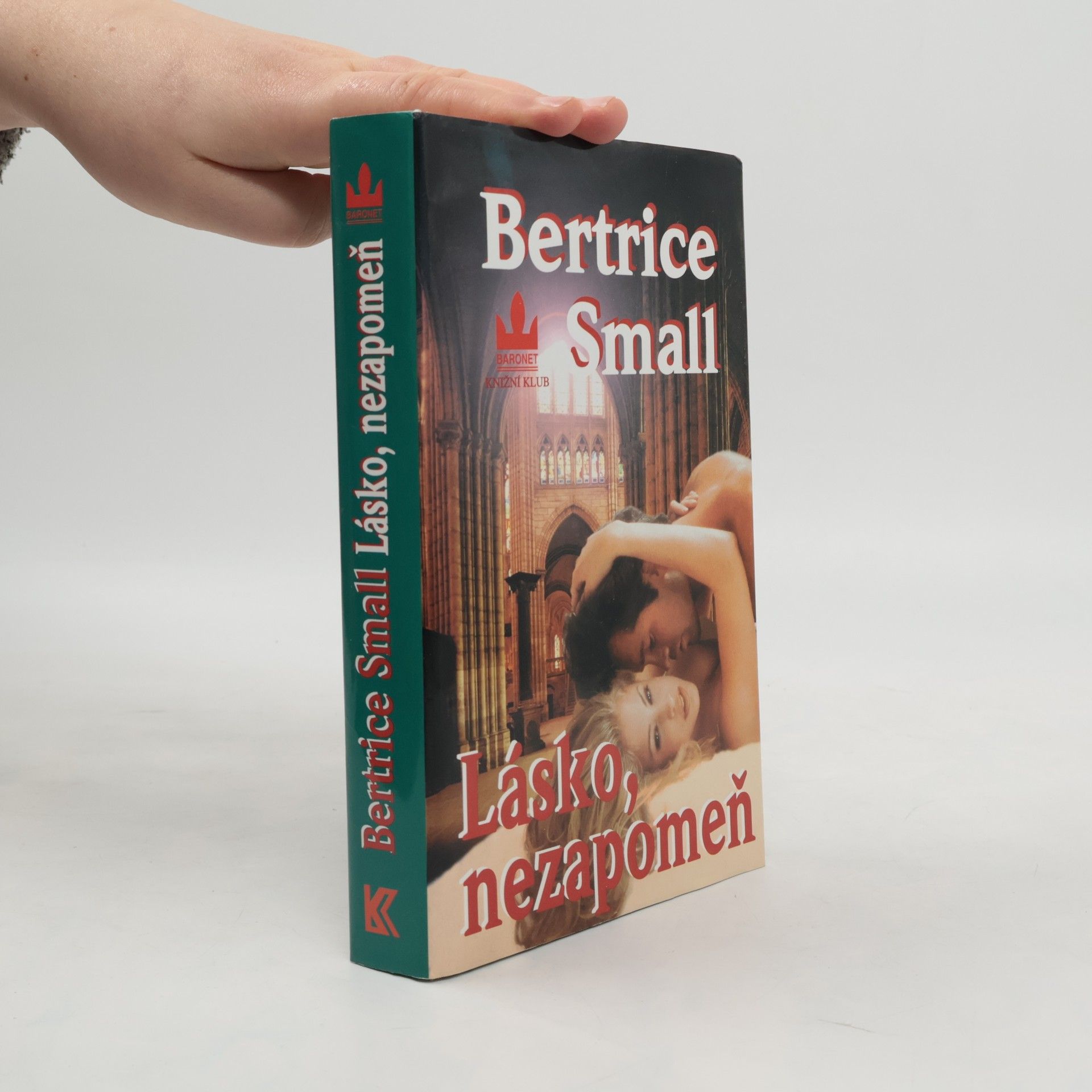 Bertrice Small Lásko, nezapomeň