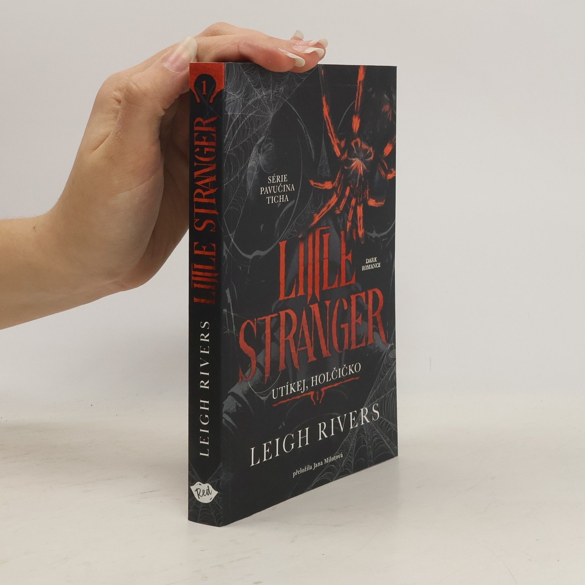 Little Stranger Utíkej, holčičko