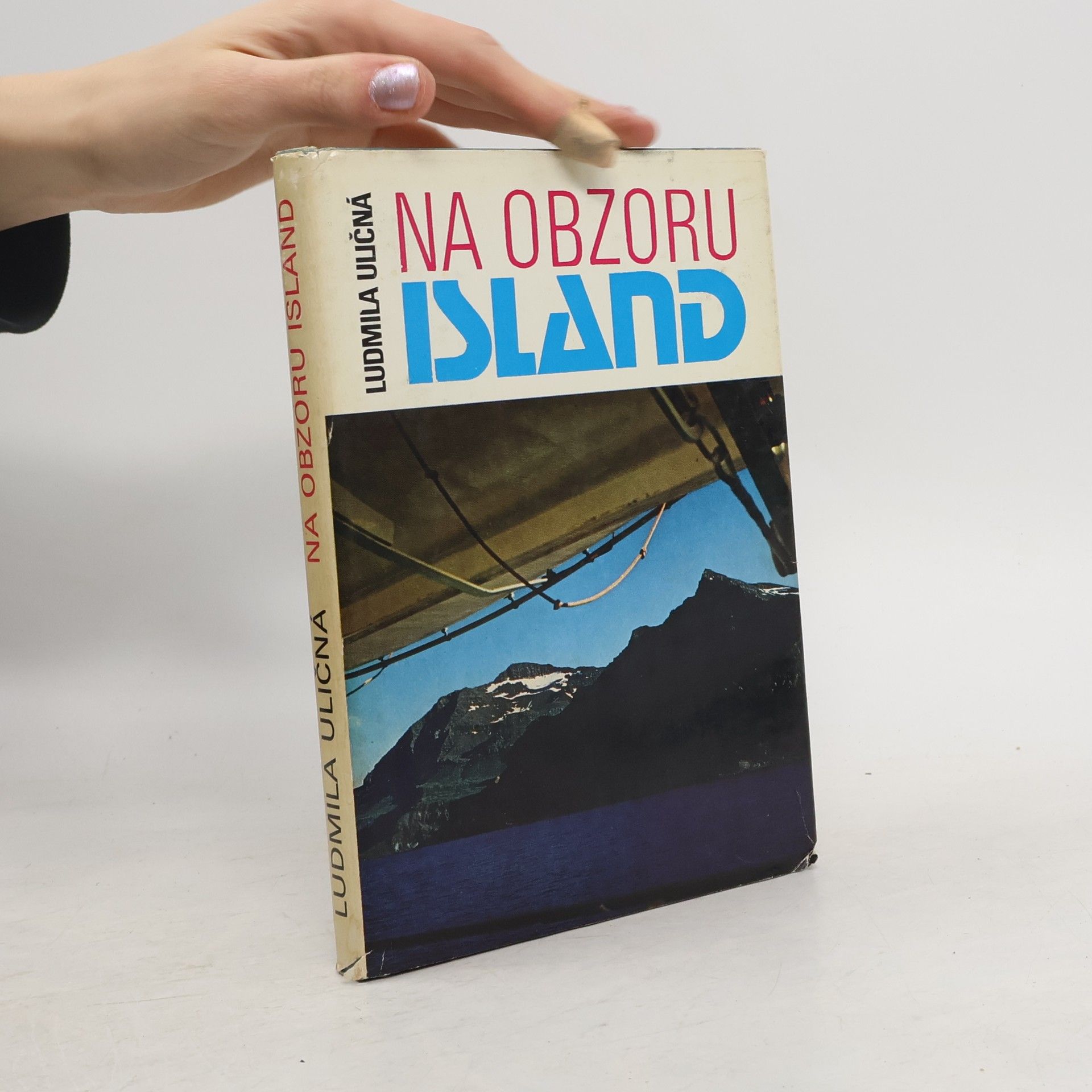 Ludmila Uličná Na obzoru Island