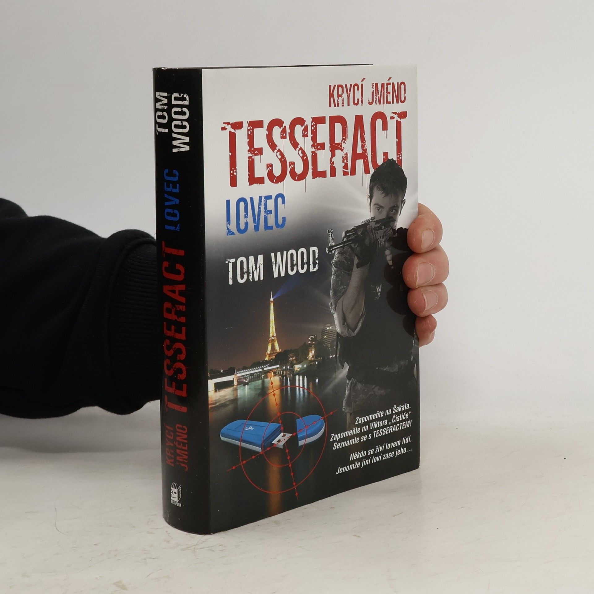Tom Wood Krycí jméno Tesseract. Lovec