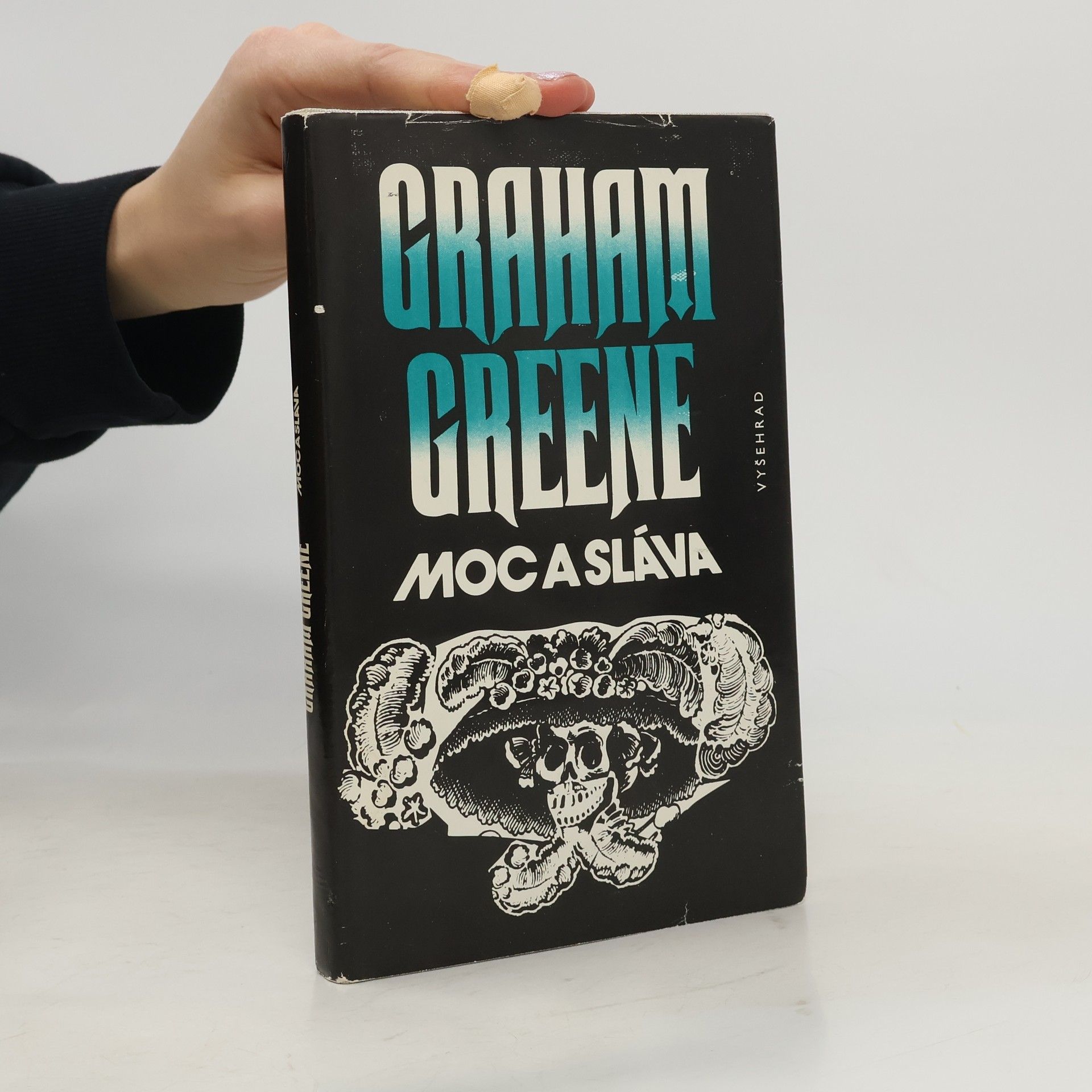Graham Greene Moc a sláva