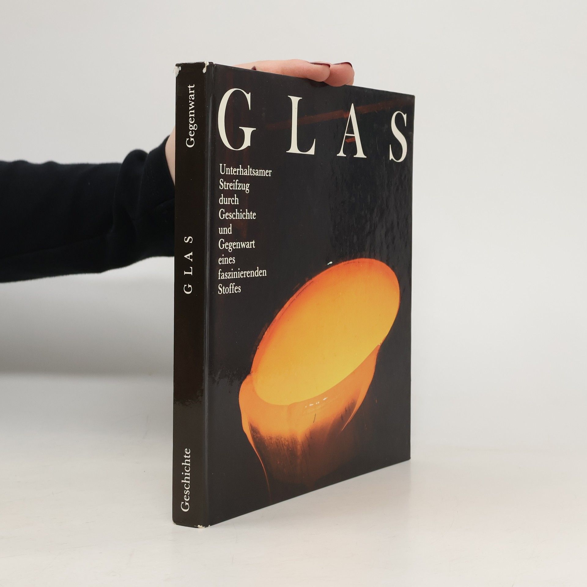 Walter Nachtigall Glas : Unterhaltsamer Streifzug durch Geschichte und Gegenwart eines faszinierenden Stoffes