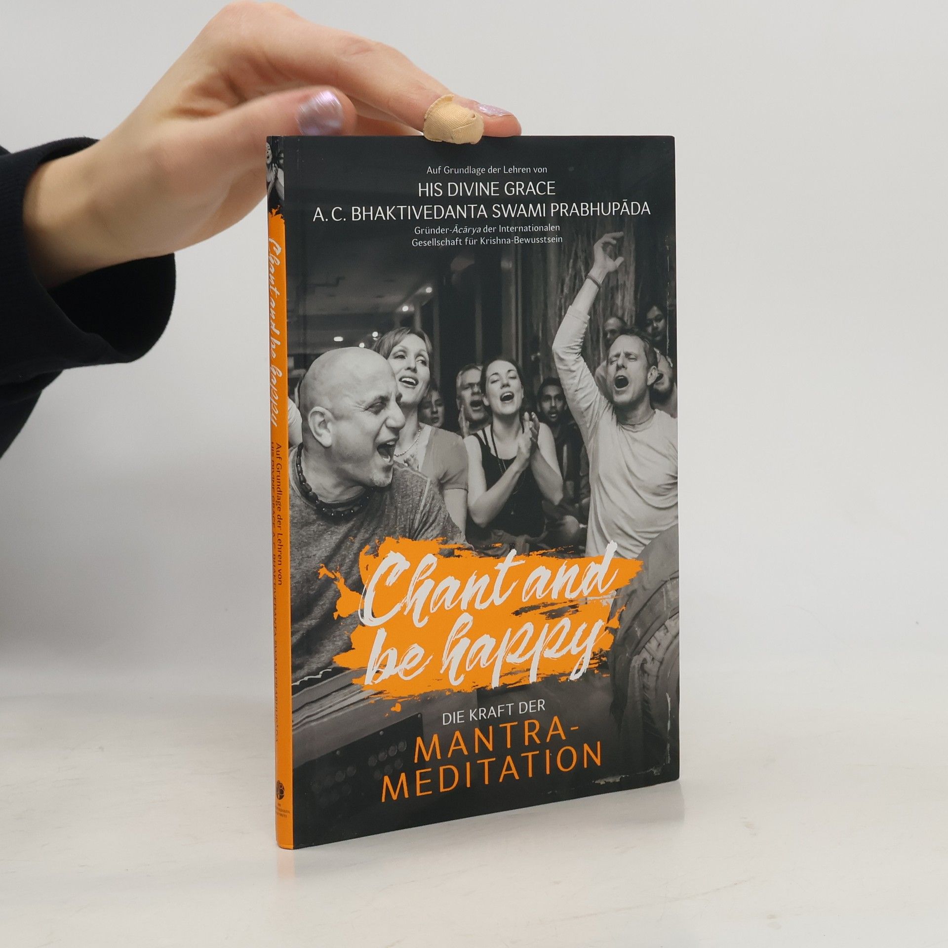 Kolektiv autorů Chant and be happy