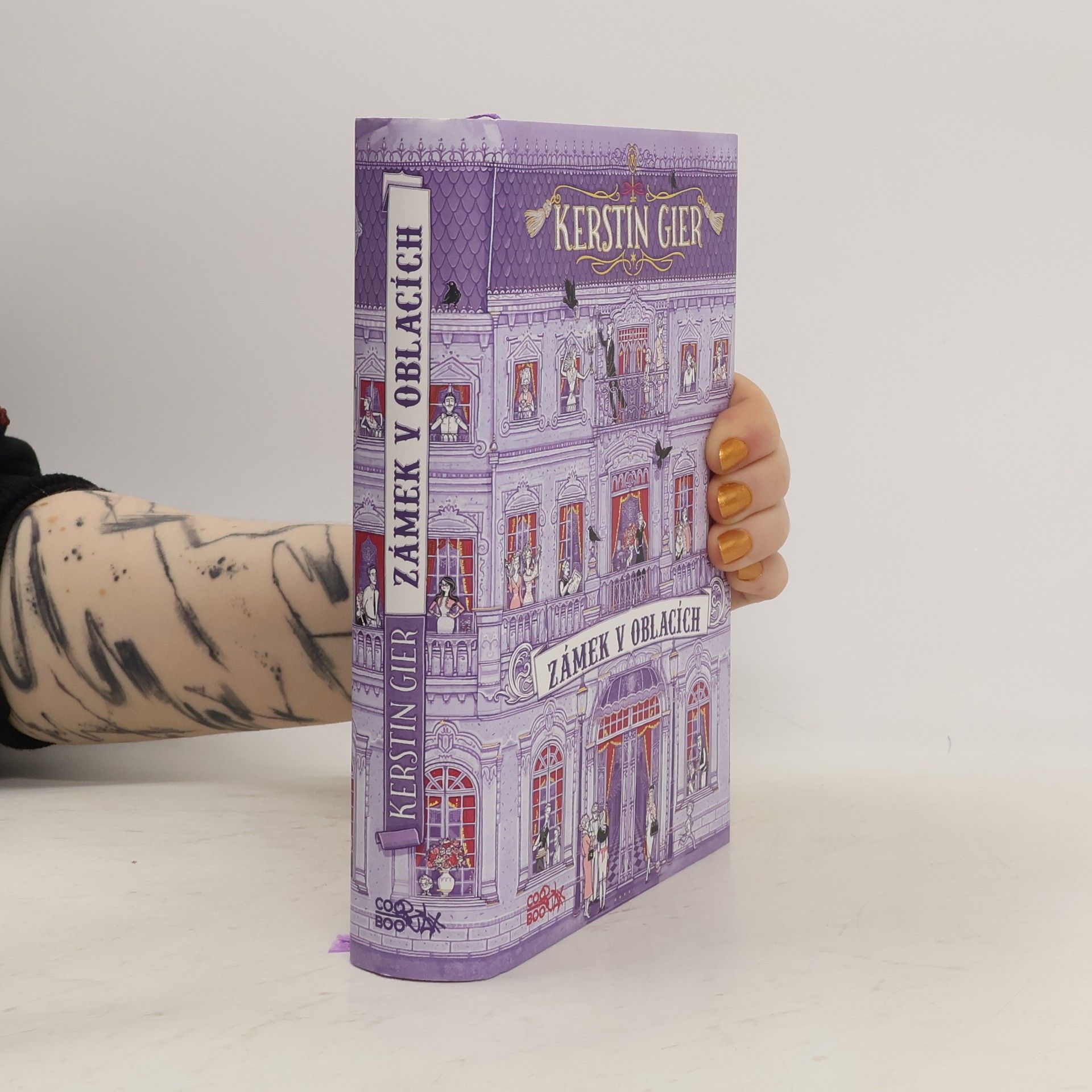 Kerstin Gier Zámek v oblacích