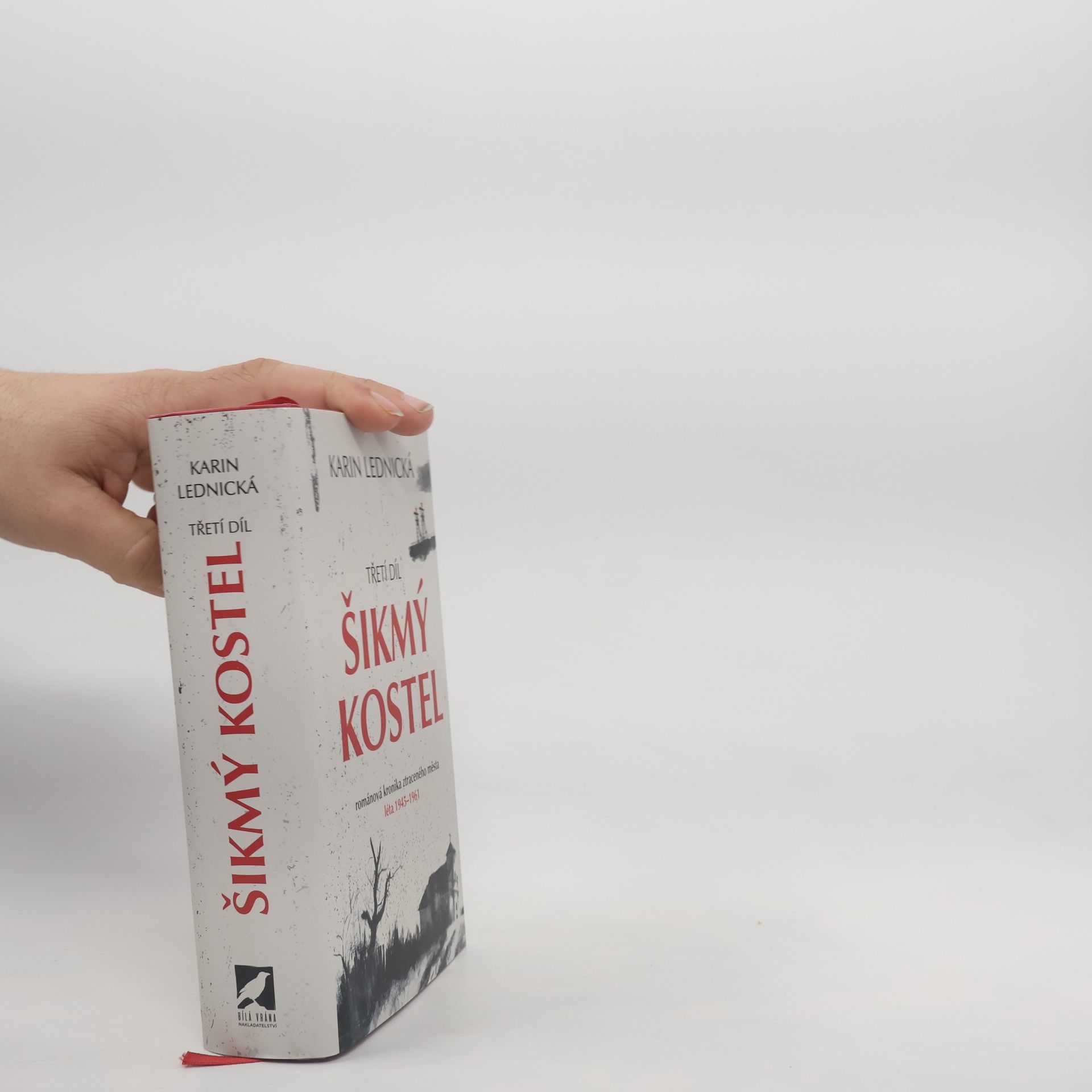 Karin Lednická Šikmý kostel 3