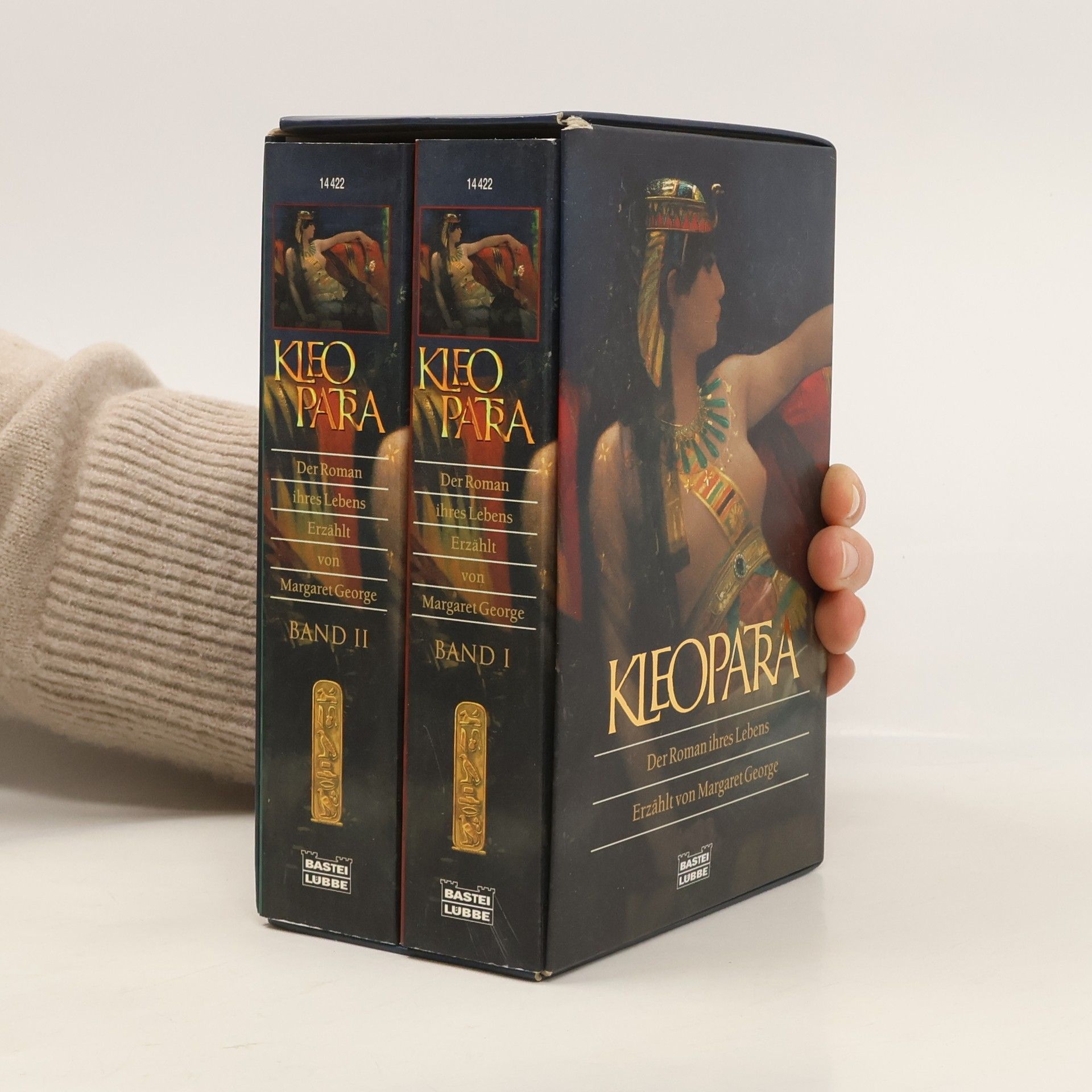 Margaret George Kleopatra. Der Roman ihres Lebens. Zweibändige Schuberausgabe