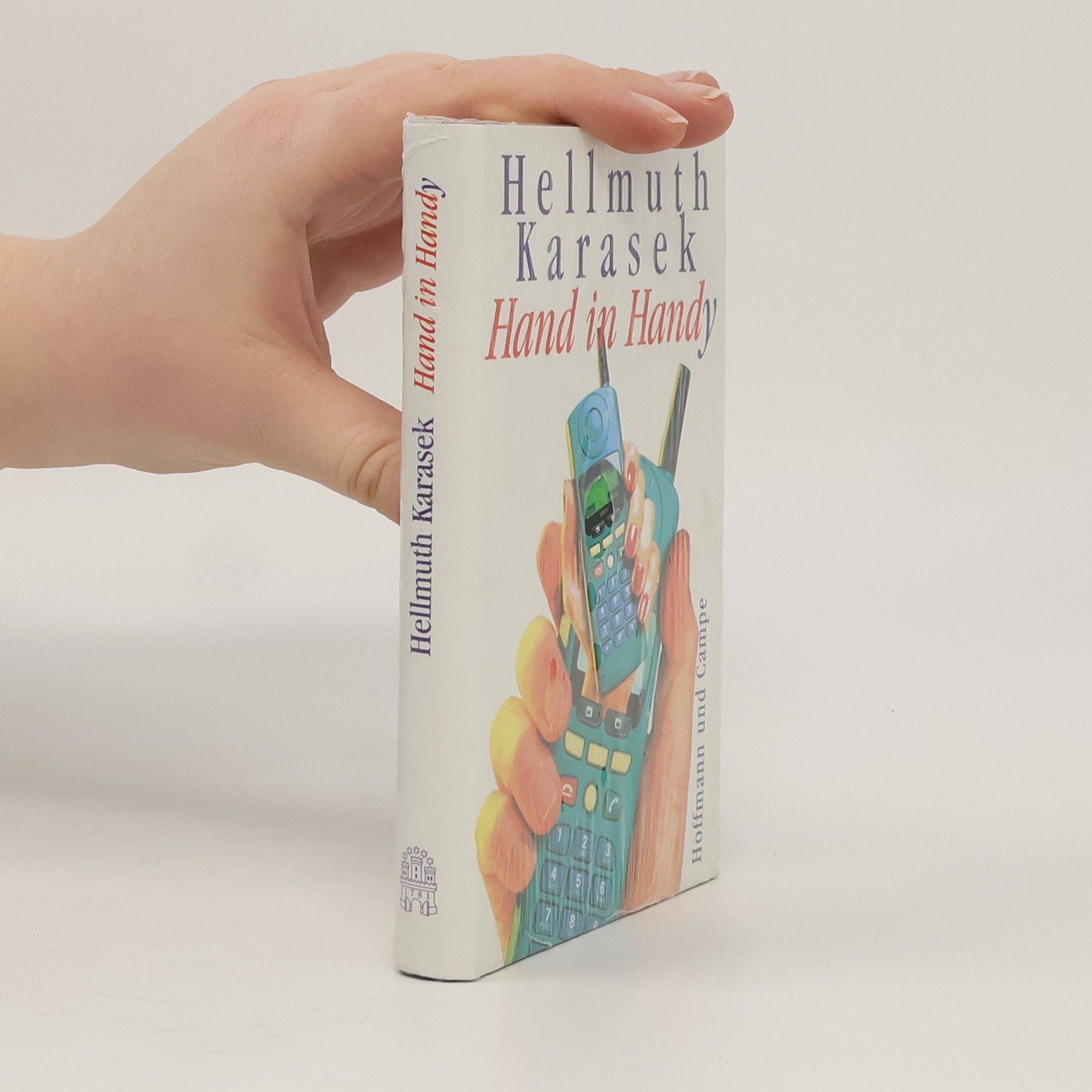 Hellmuth Karasek Hand in Handy