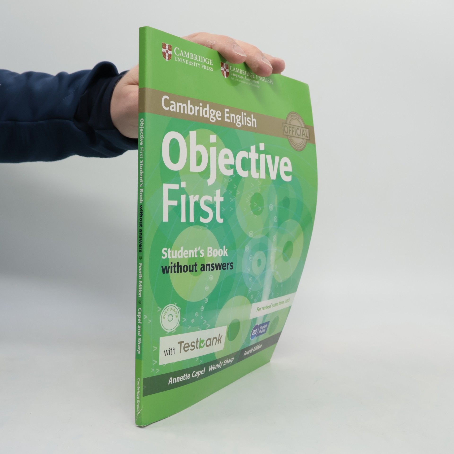 Autores varios Objective First