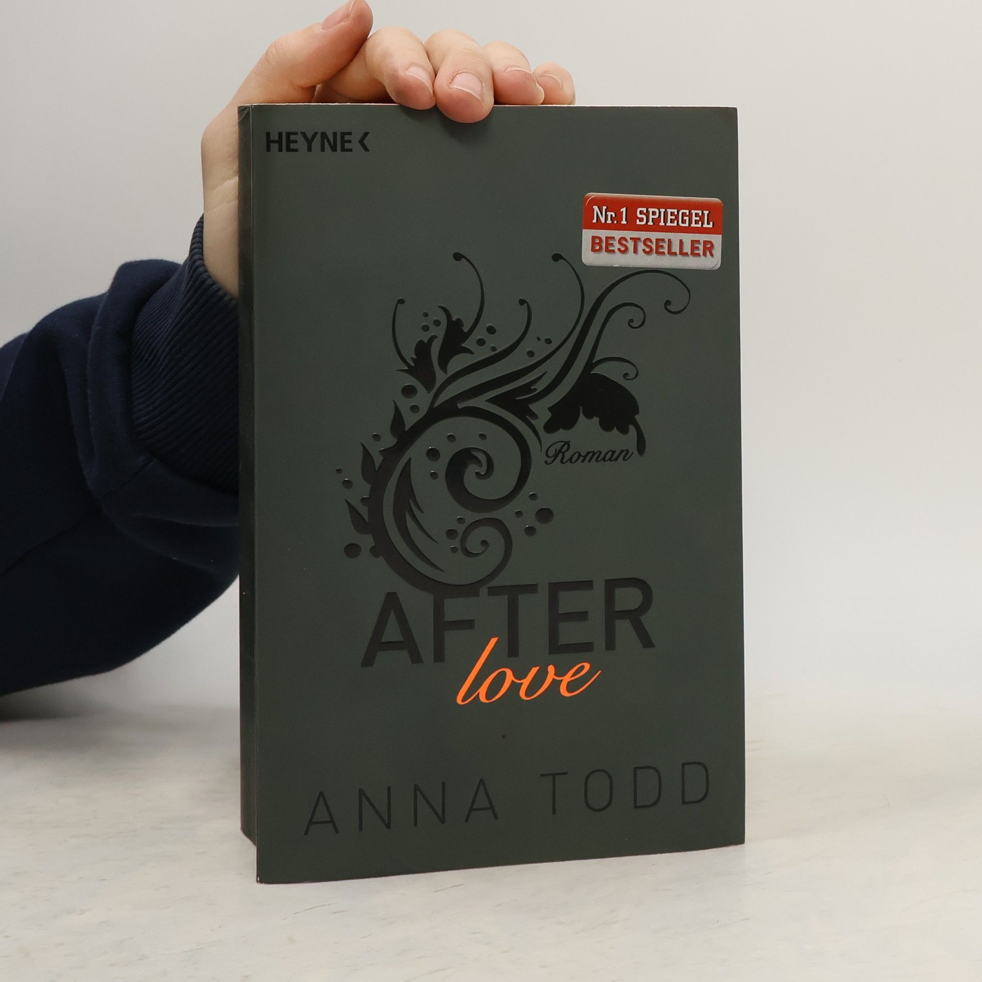 Anna Todd After. Love