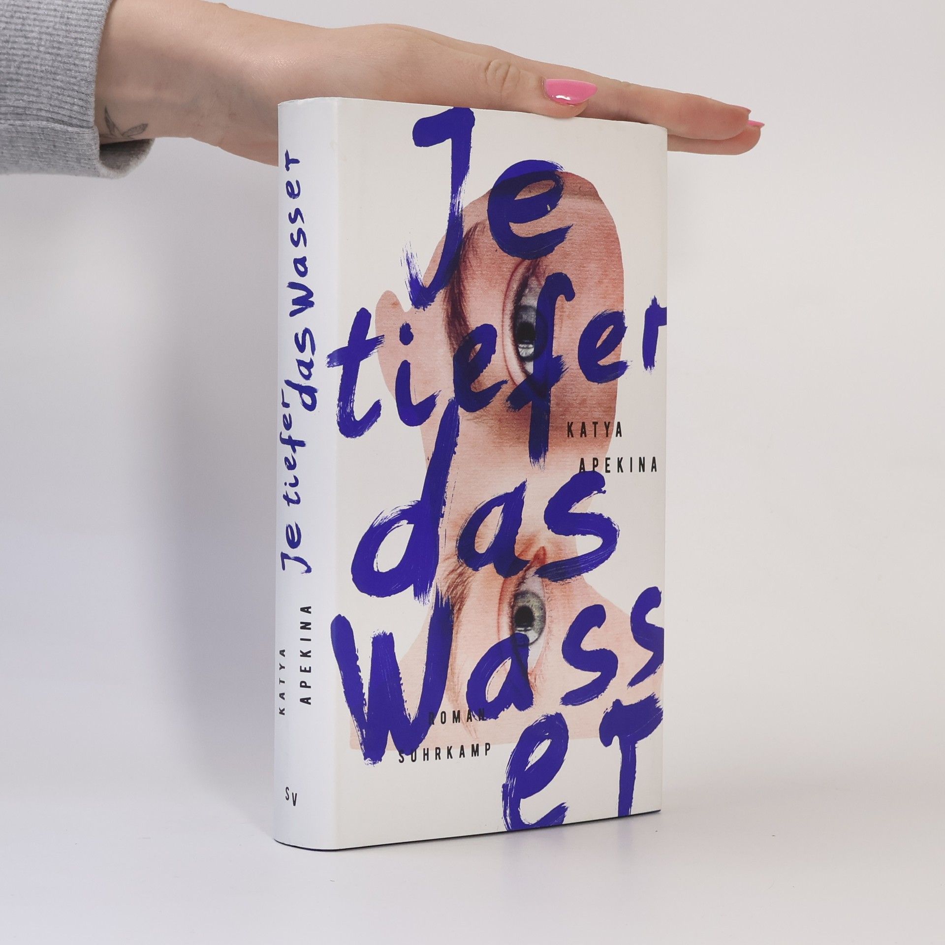 Katya Apekina Je tiefer das Wasser