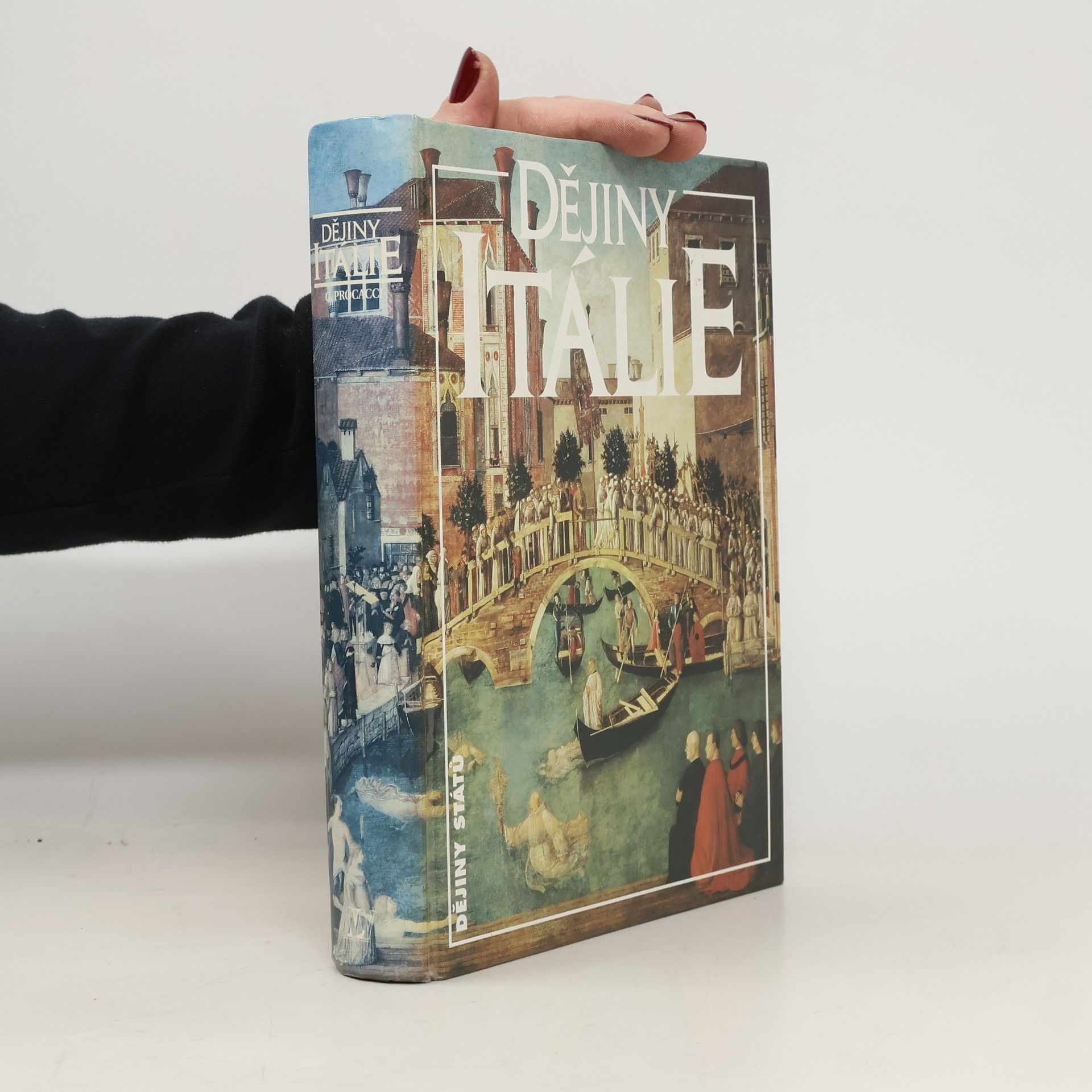 Giuliano Procacci Dějiny Itálie