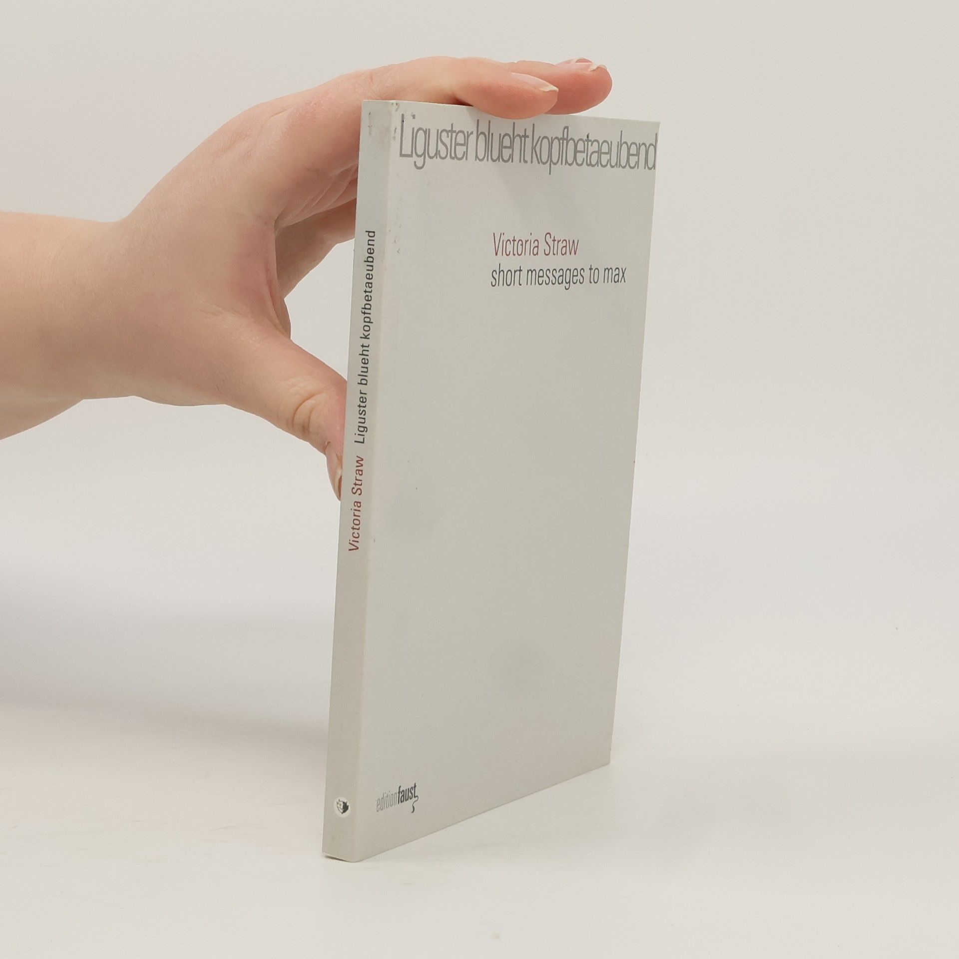 Victoria Straw Liguster blueht kopfbetaeubend