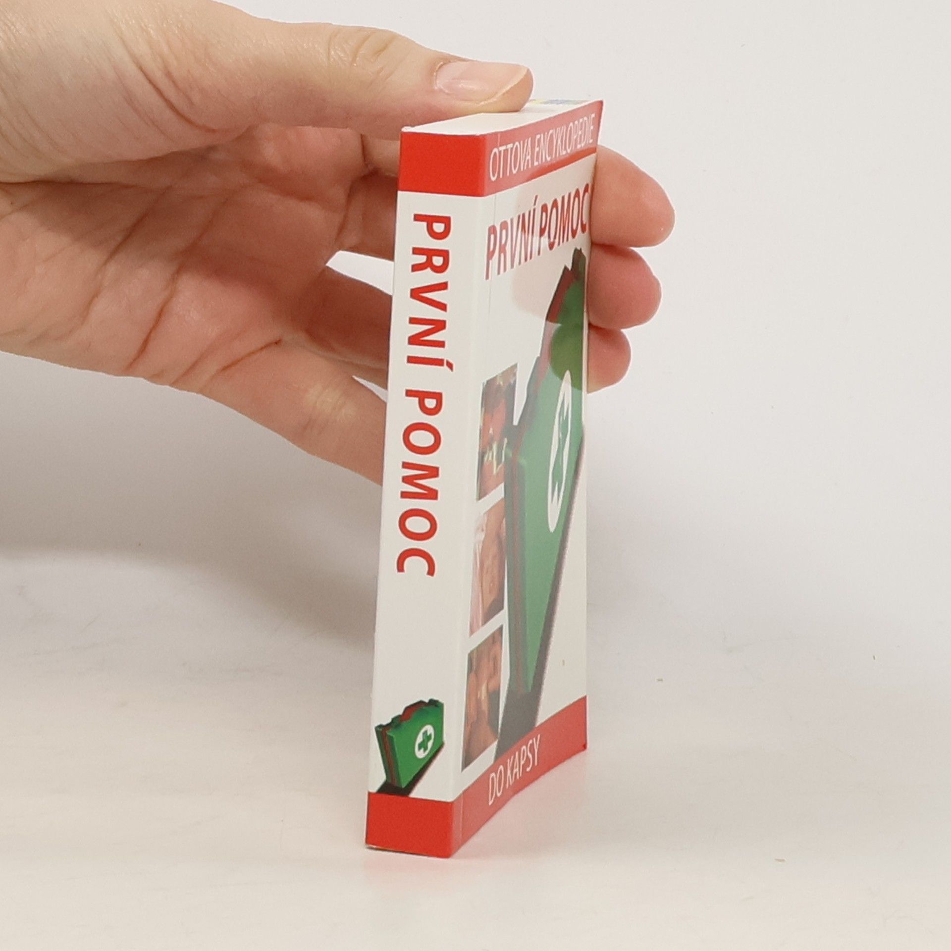 R. M. Youngson První pomoc