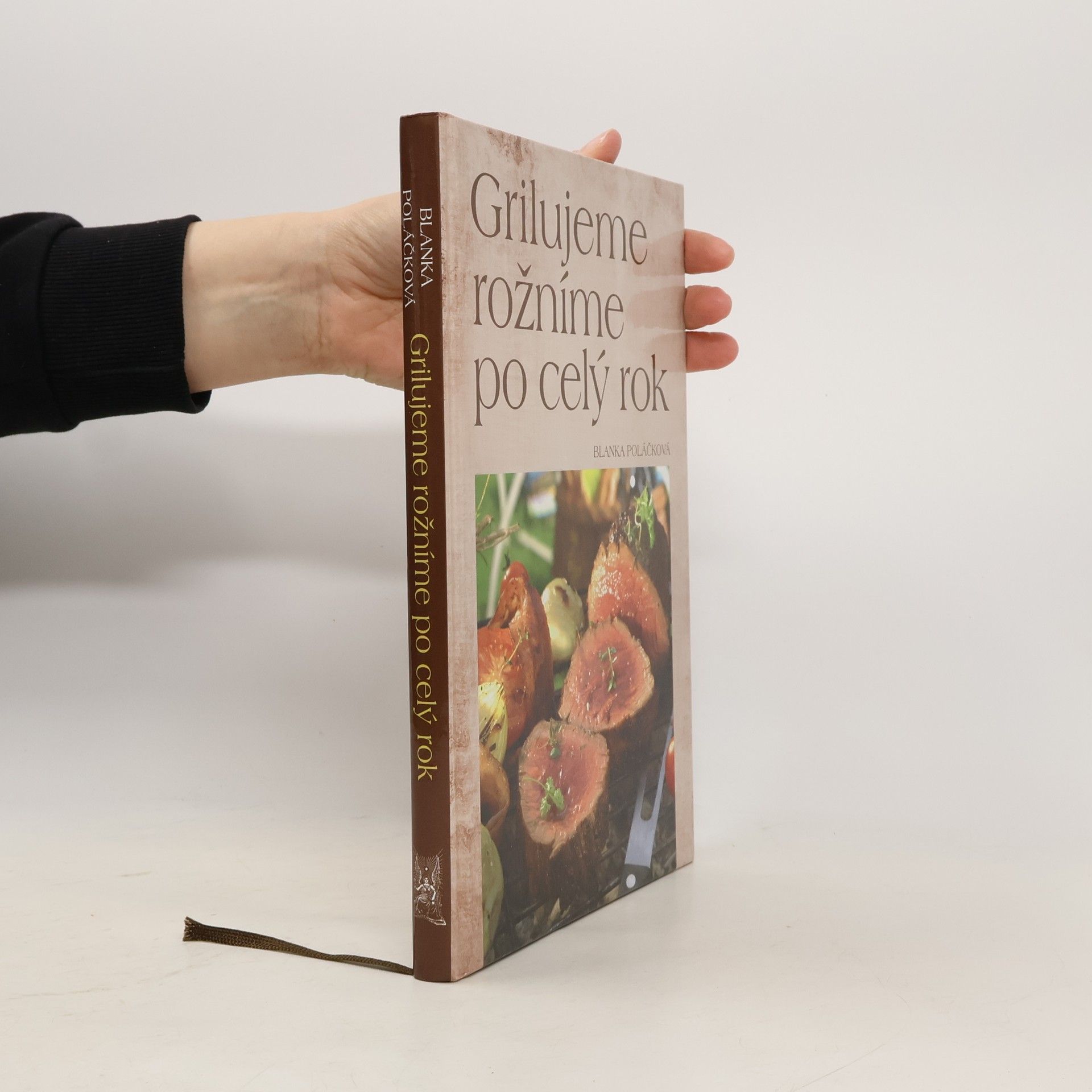 Grilujeme, rožníme po celý rok