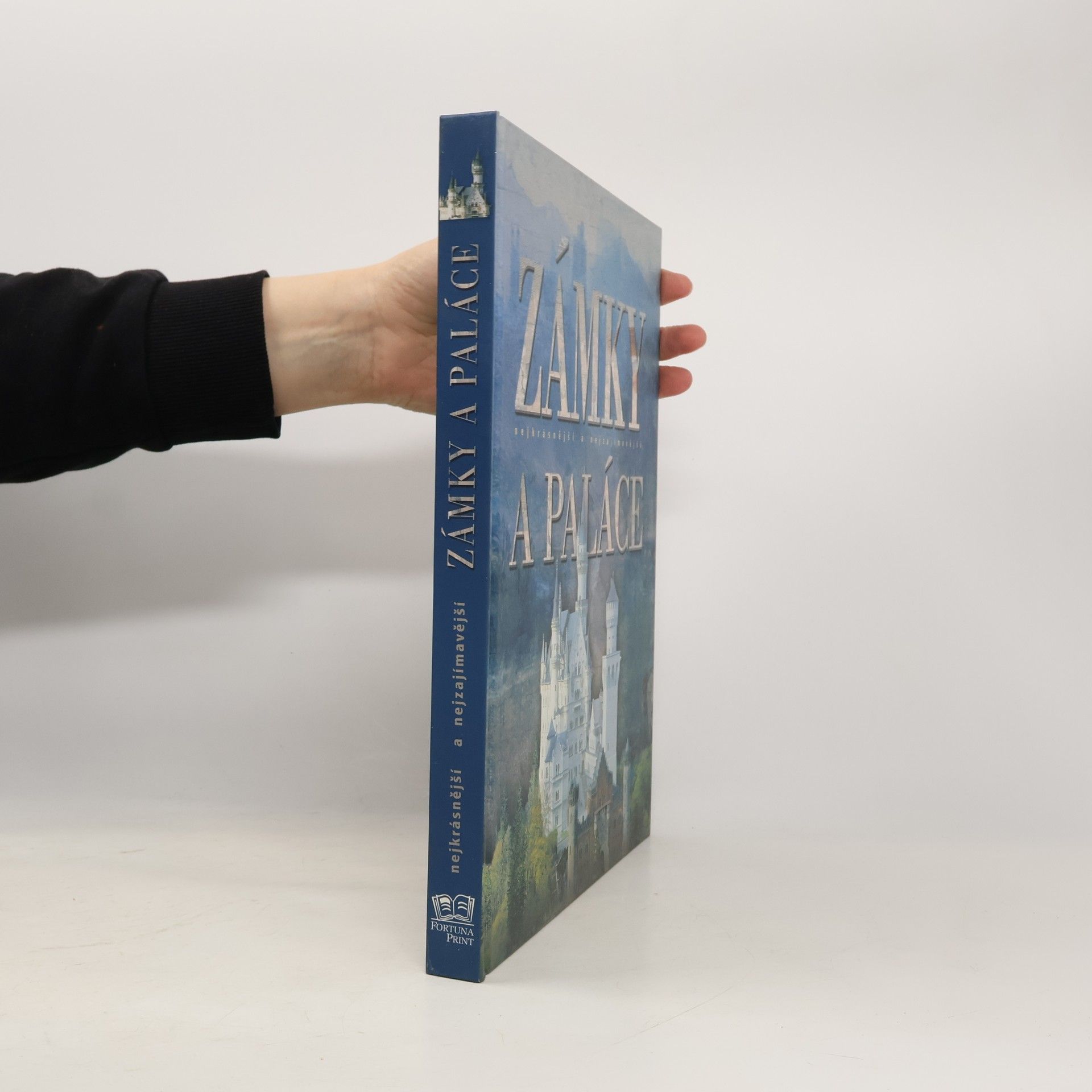 Zámky a paláce: Nejkrásnější a nejzajímavější