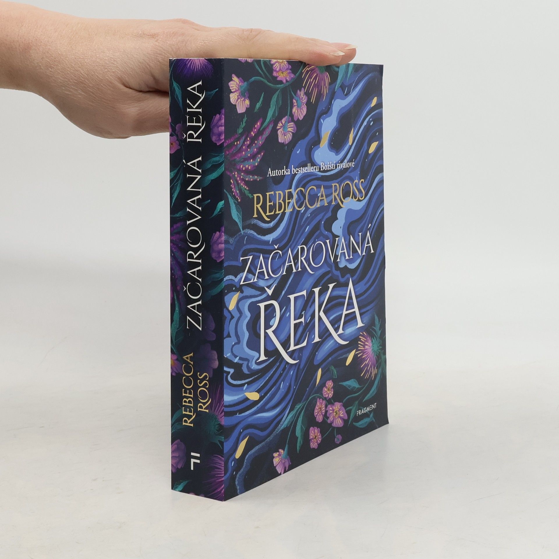 Rebecca Ross Začarovaná řeka