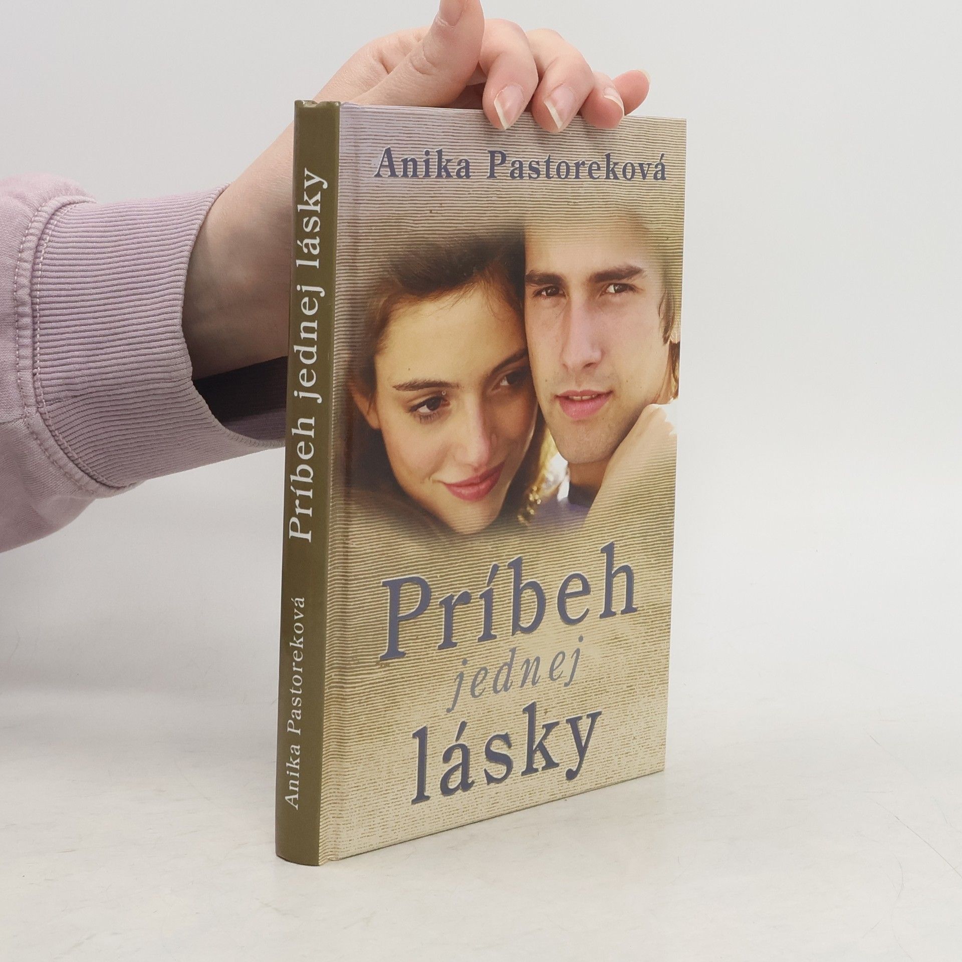 Anika Pastoreková Príbeh jednej lásky